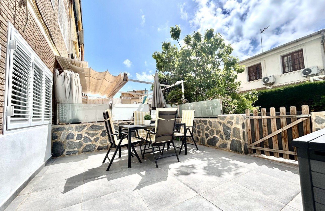 Resale - Wohnung / Appartement -
La Zenia - Costa Blanca