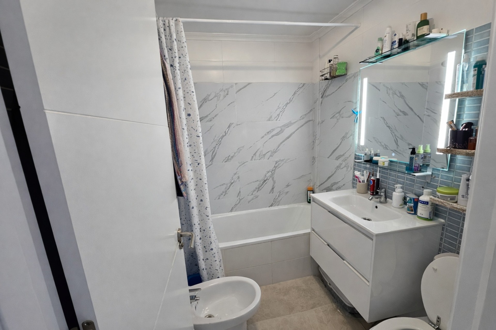 Resale - Wohnung / Appartement -
Lomas de Caboroig - Costa Blanca