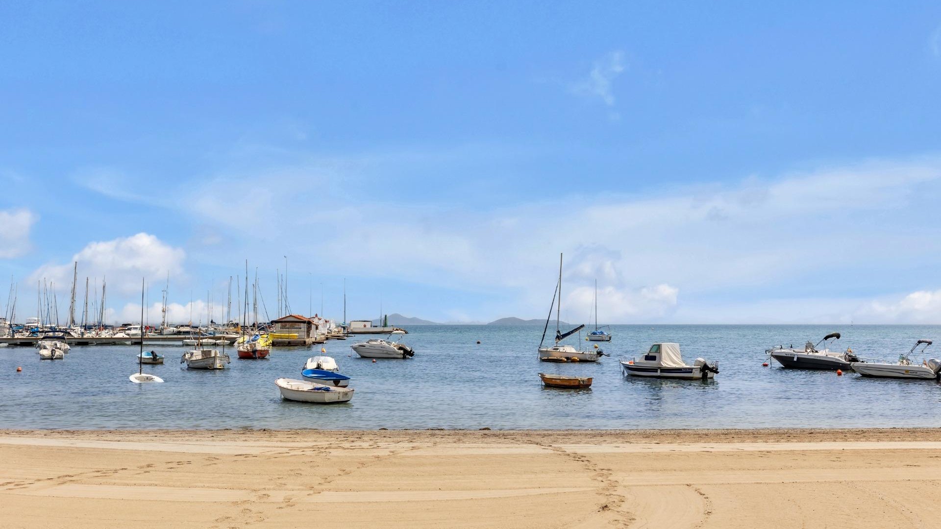 Resale - Wohnung Appartement -
Los Alcazares - Centro