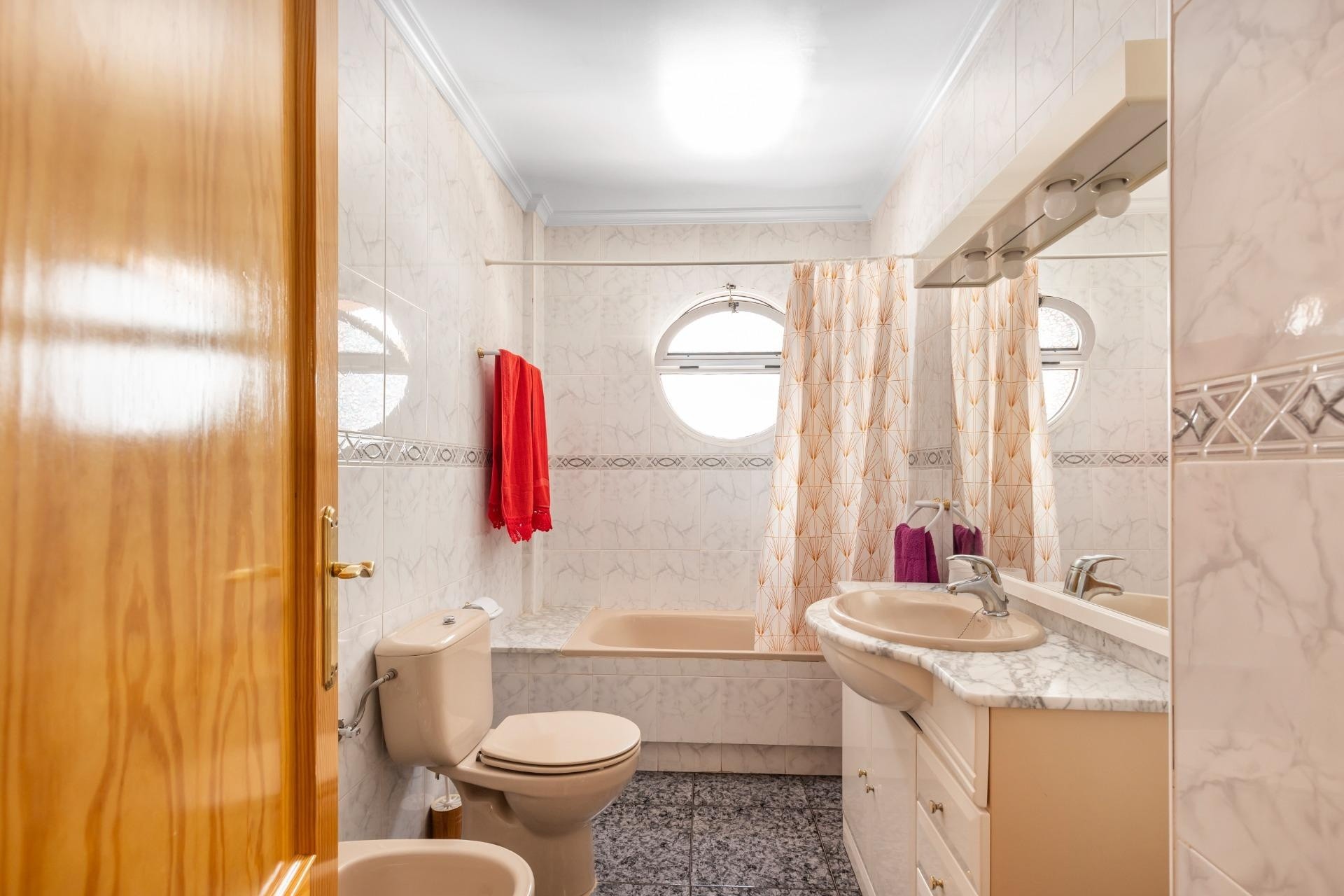 Resale - Wohnung / Appartement -
Los Alcázares - Centro