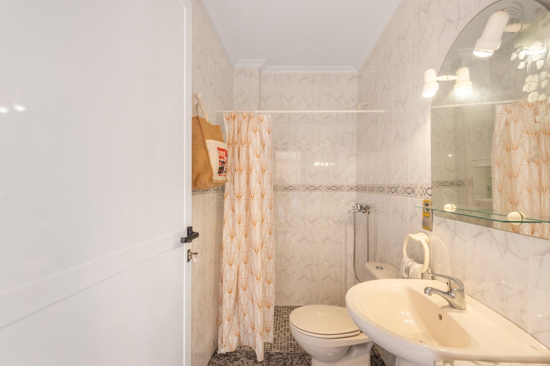 Resale - Wohnung / Appartement -
Los Alcázares - Centro
