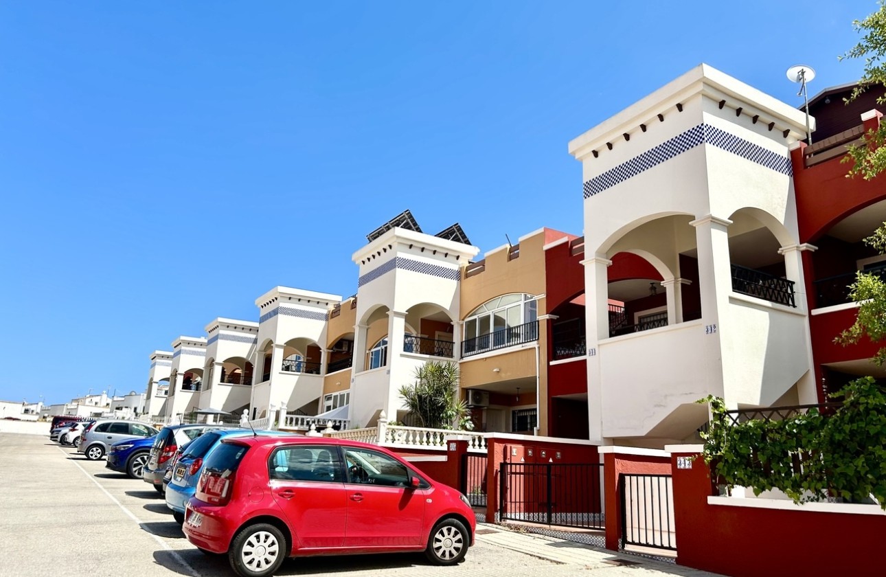 Resale - Wohnung / Appartement -
Los Altos - Costa Blanca