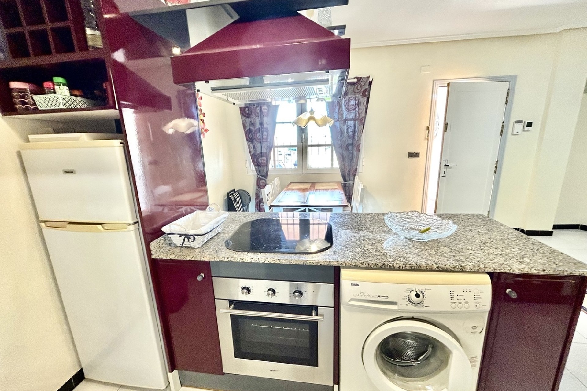 Resale - Wohnung / Appartement -
Los Altos - Costa Blanca