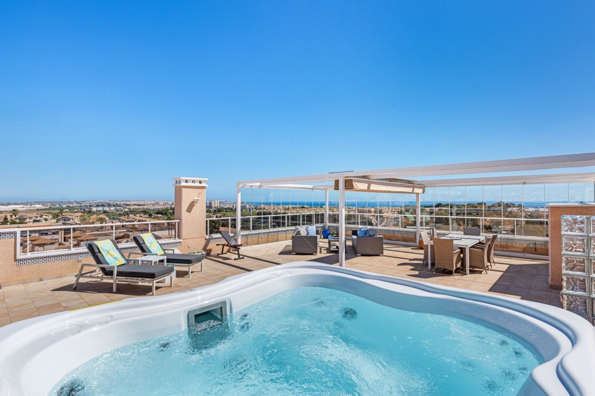 Resale - Wohnung / Appartement -
Los Altos - Torrevieja