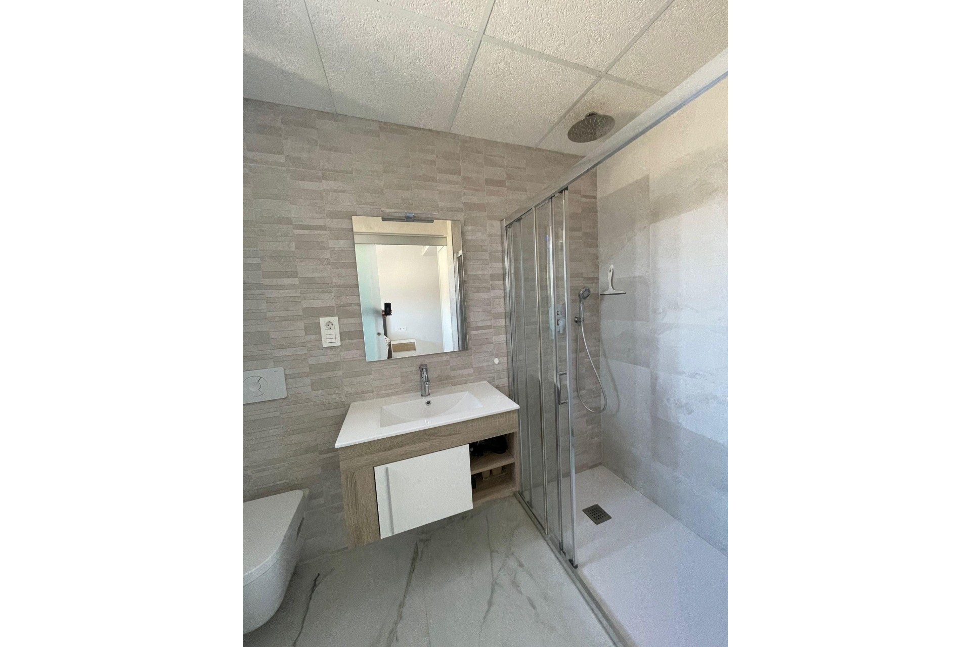 Resale - Wohnung Appartement -
Los Altos