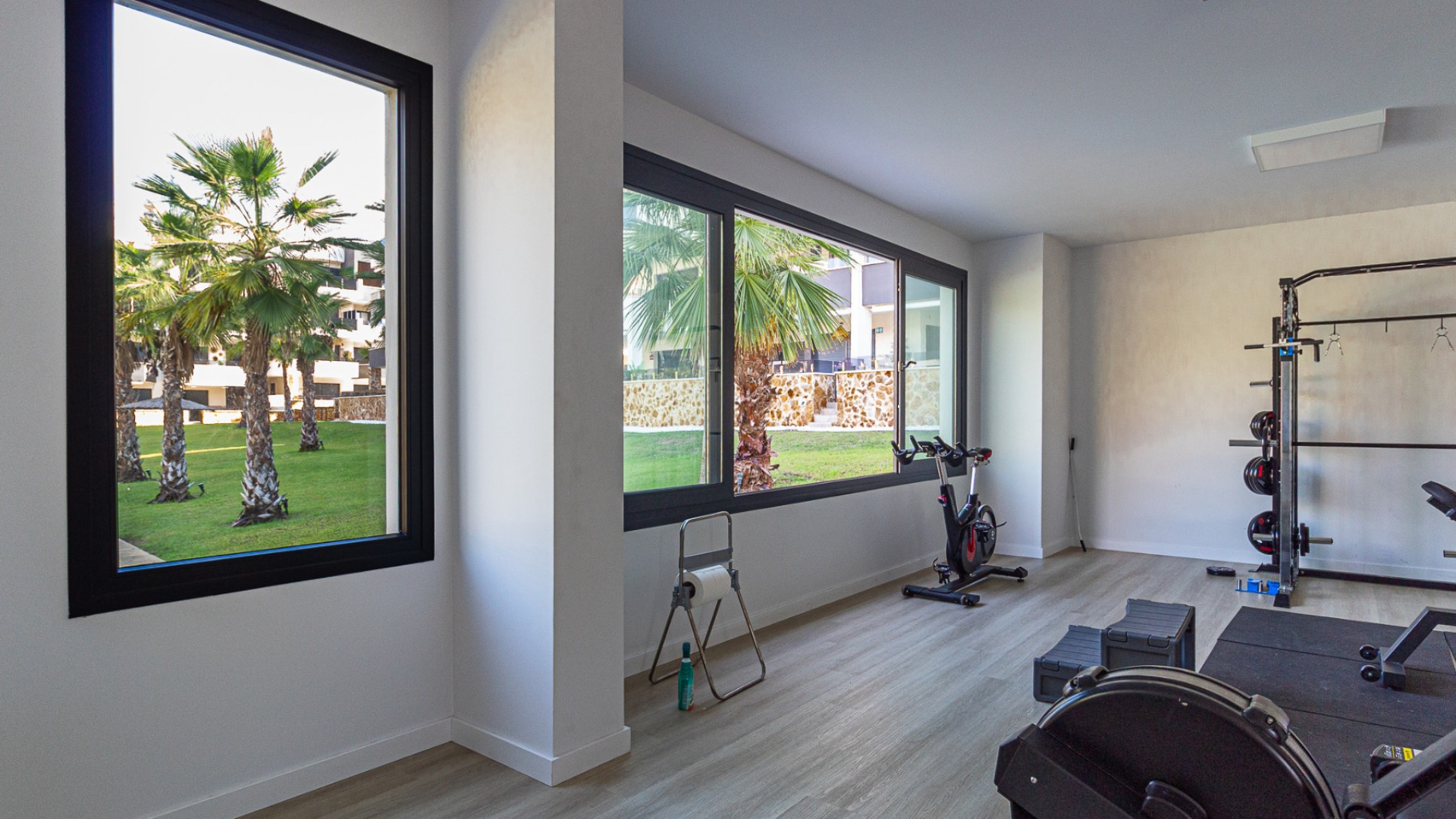 Resale - Wohnung Appartement -
Los Altos