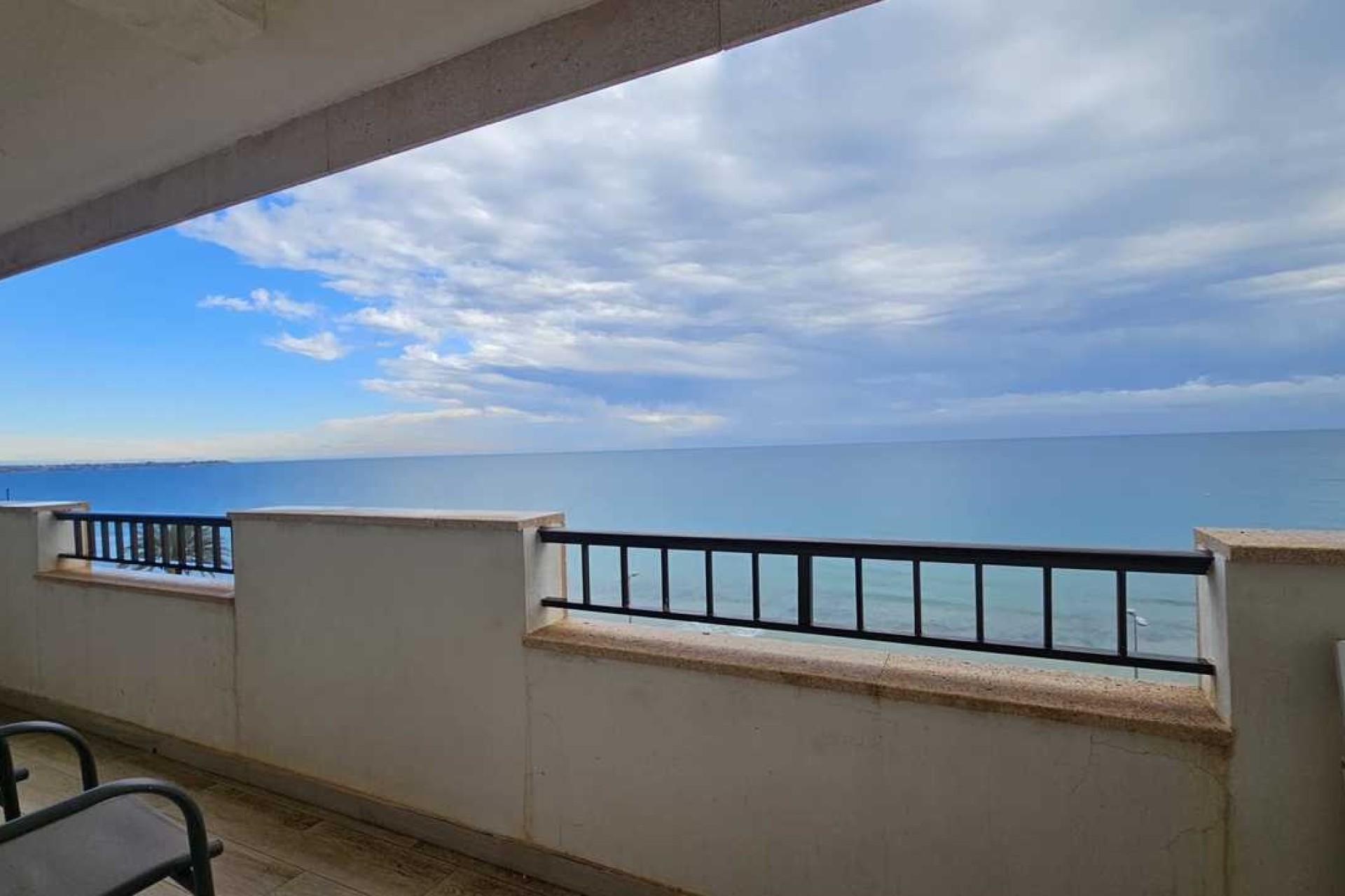 Resale - Wohnung / Appartement -
Mil Palmeras - Costa Blanca