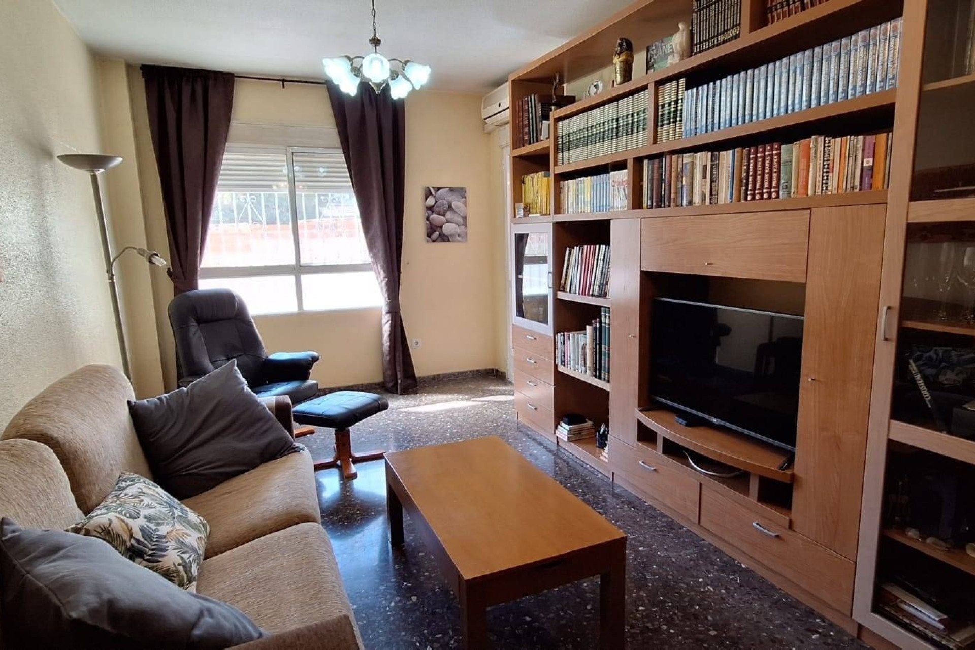 Resale - Wohnung / Appartement -
Murcia - San Benito-patiño