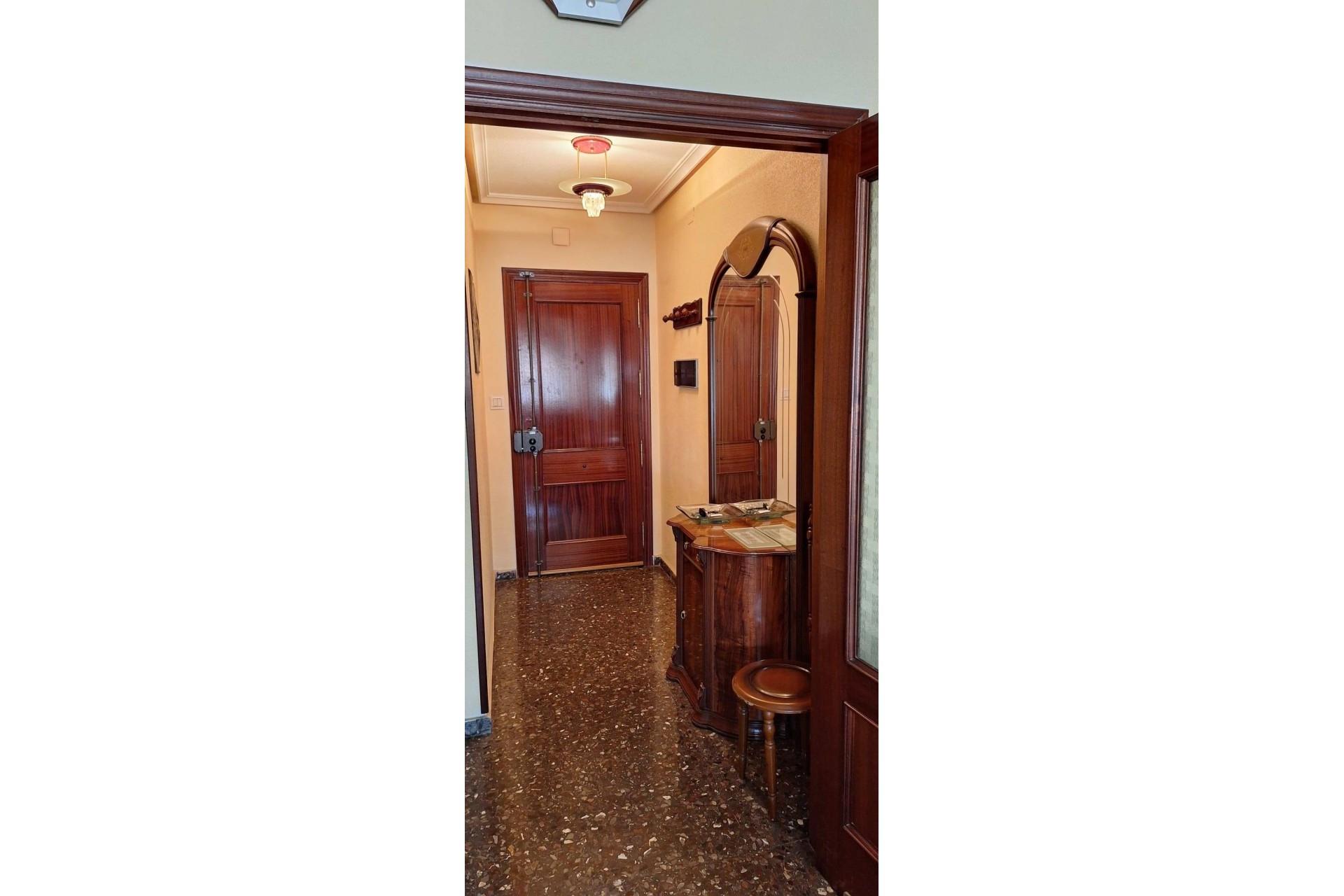 Resale - Wohnung / Appartement -
Murcia - San Benito-patiño