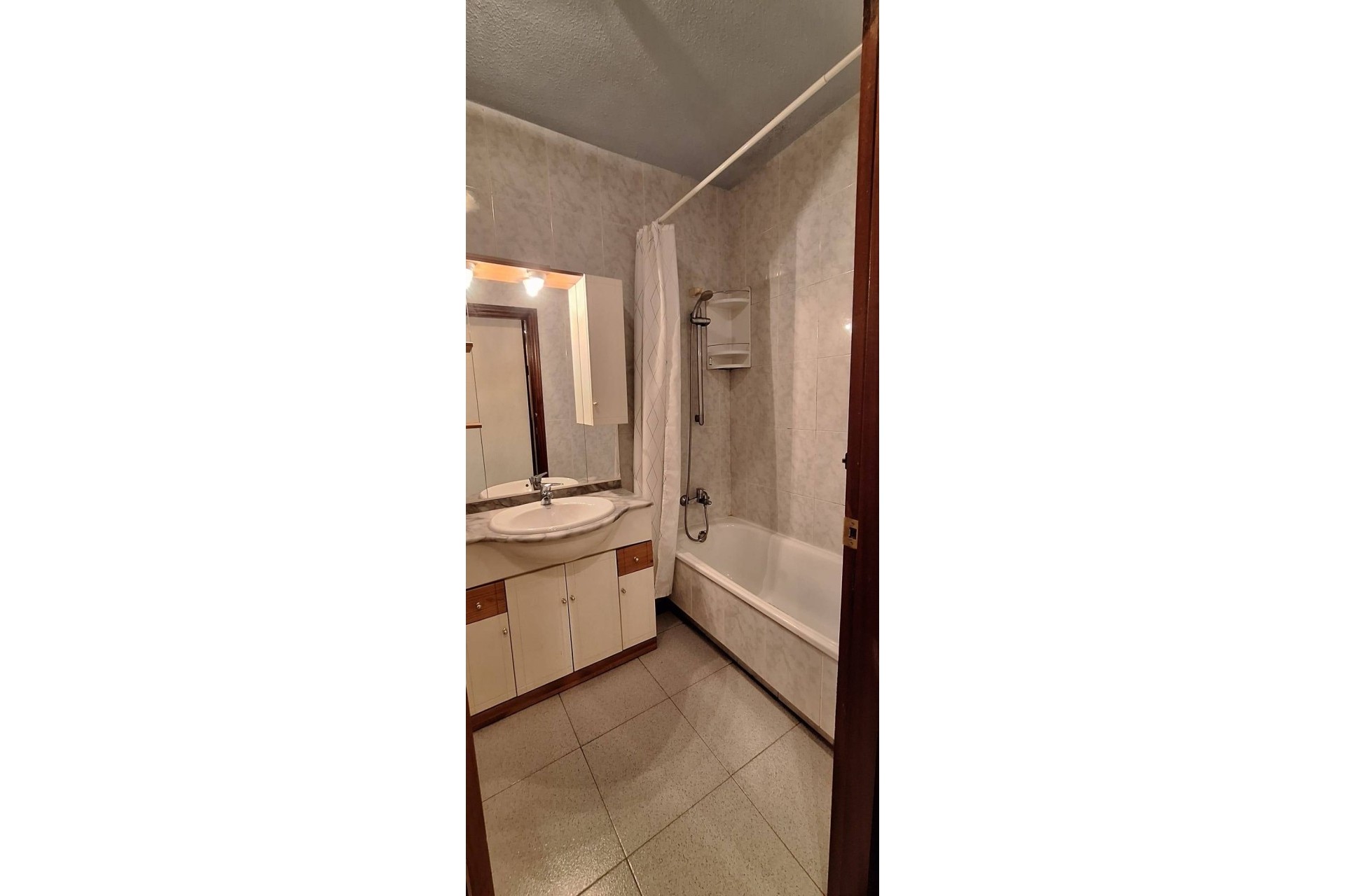 Resale - Wohnung / Appartement -
Murcia - San Benito-patiño