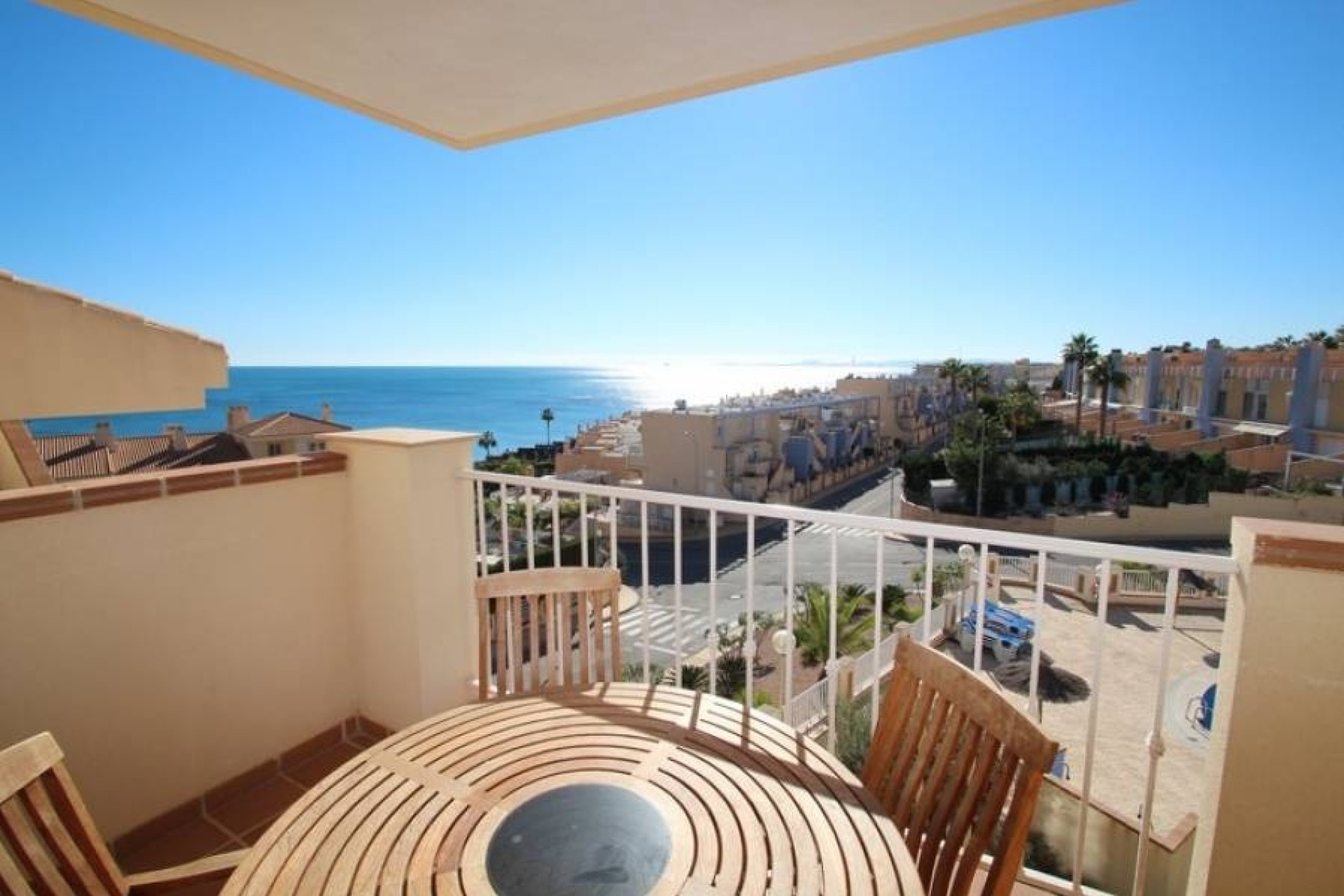 Resale - Wohnung / Appartement -
Orihuela Costa - Campoamor