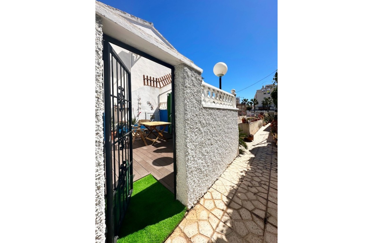 Resale - Wohnung / Appartement -
Orihuela Costa - Costa Blanca