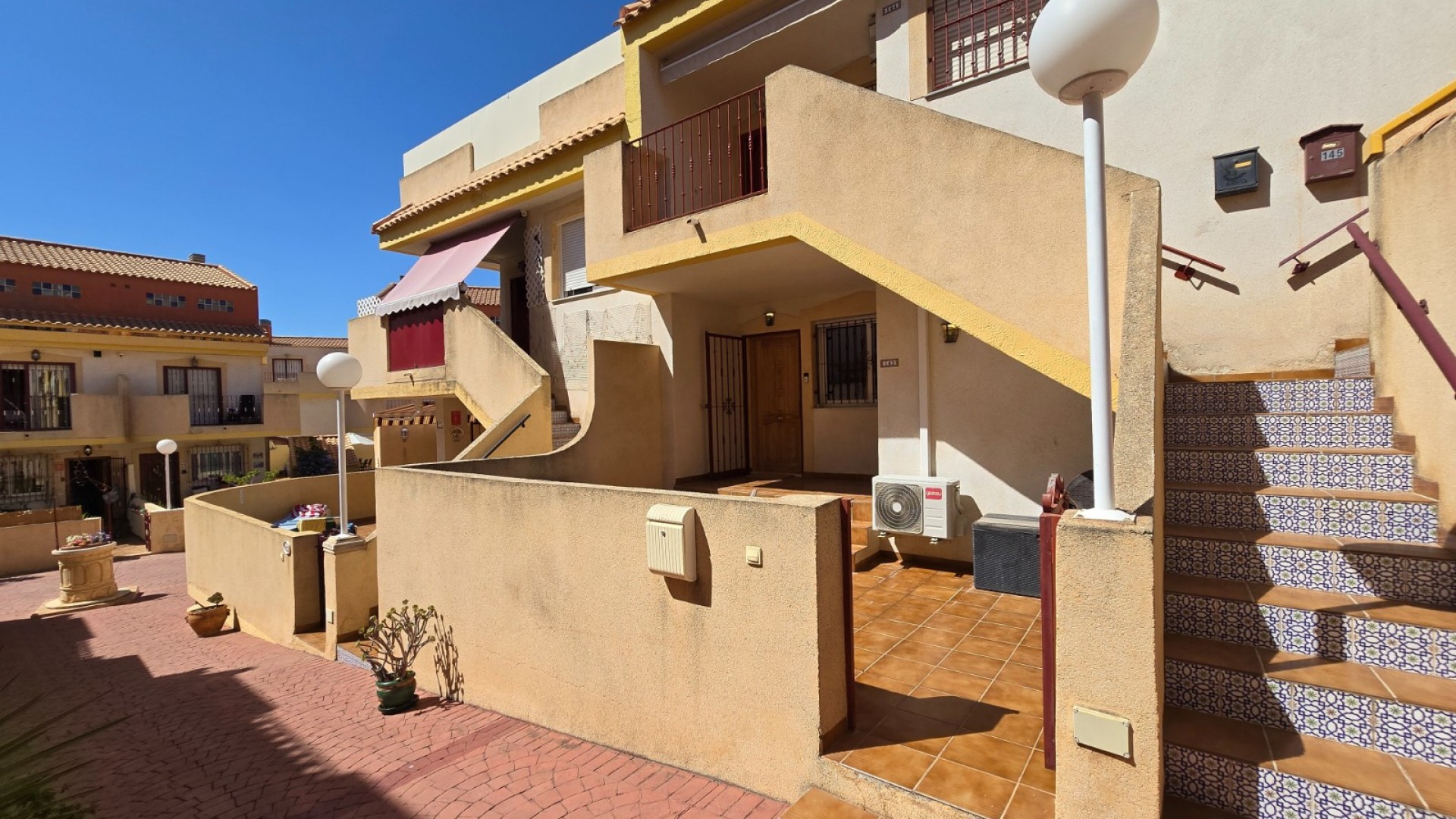 Resale - Wohnung Appartement -
Orihuela Costa - La Zenia