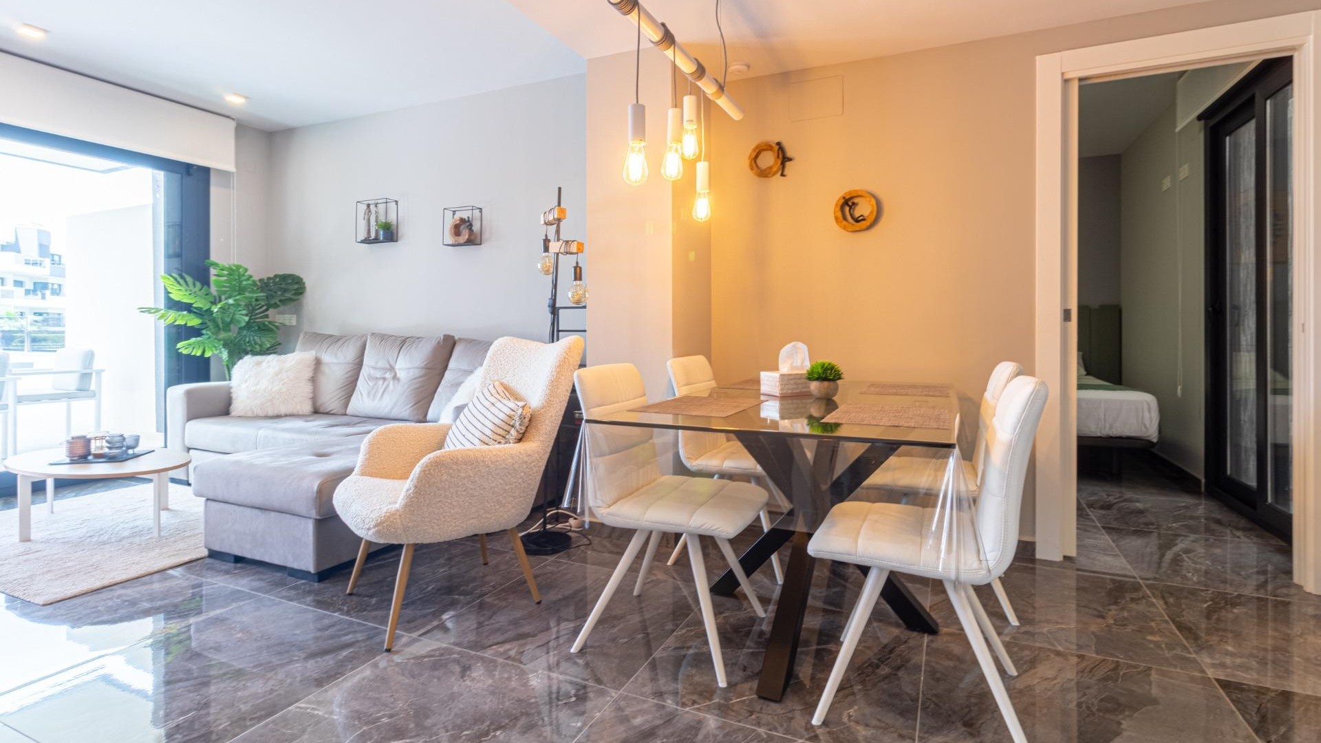 Resale - Wohnung Appartement -
Orihuela Costa - Los Almendros-La Florida