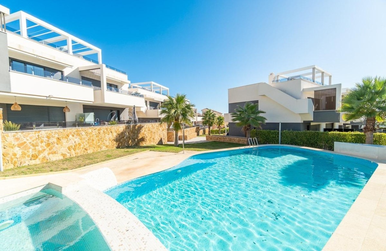 Resale - Wohnung / Appartement -
Orihuela Costa - PAU 26