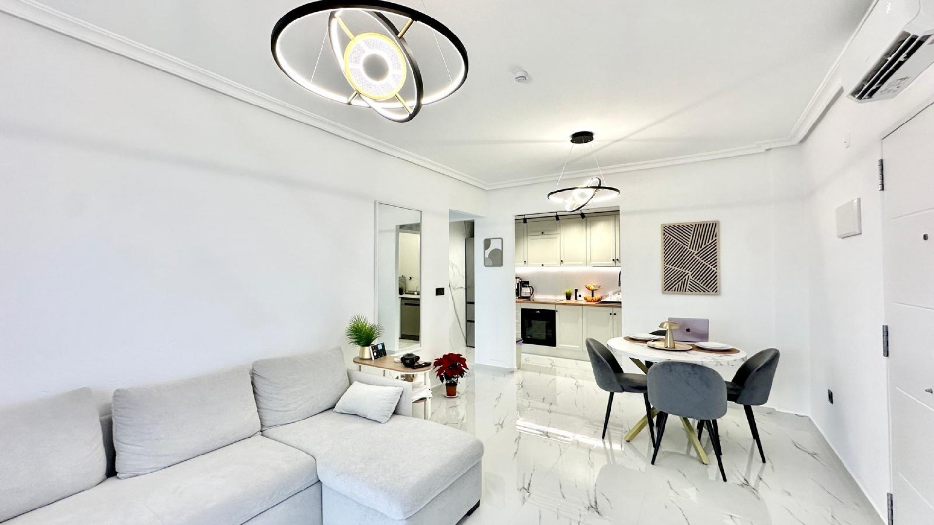 Resale - Wohnung Appartement -
Orihuela Costa - Playa Flamenca Norte