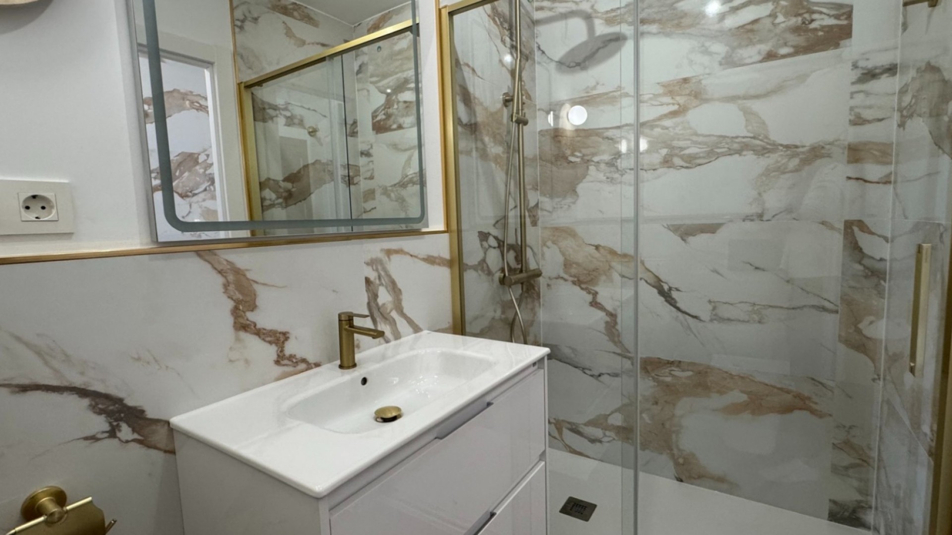 Resale - Wohnung Appartement -
Orihuela Costa - Punta Prima