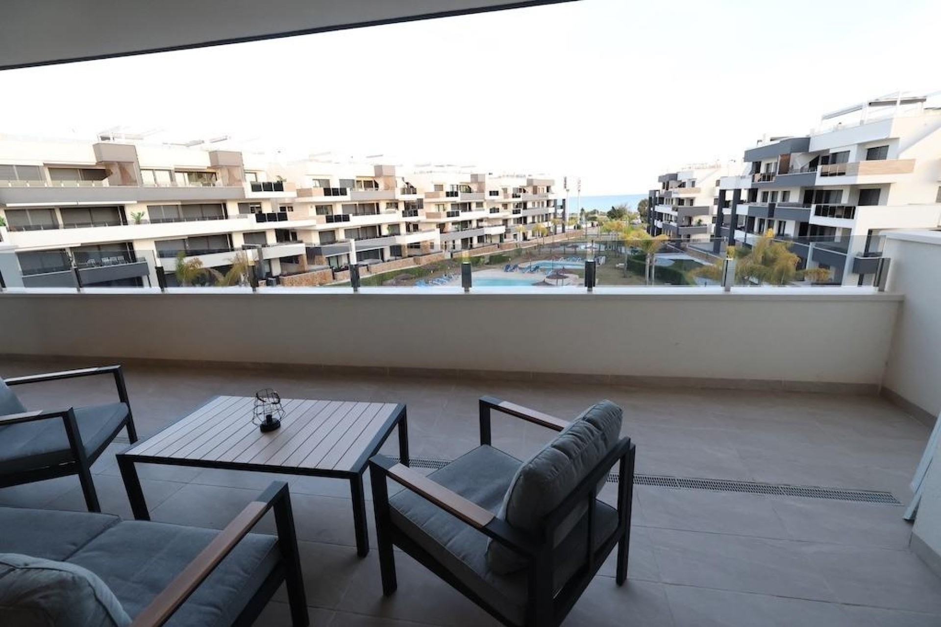 Resale - Wohnung / Appartement -
Orihuela Costa - Punta Prima