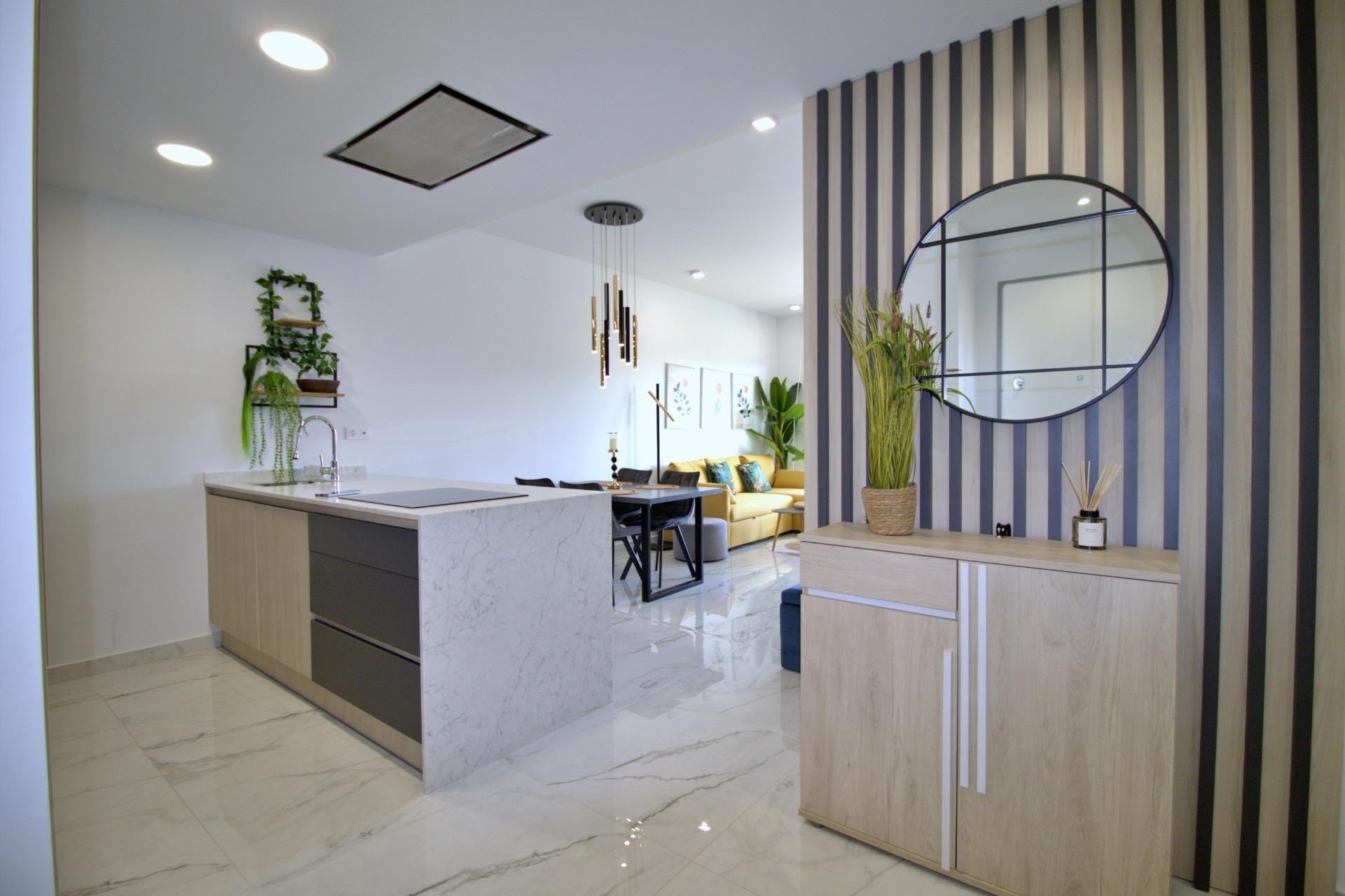 Resale - Wohnung / Appartement -
Orihuela Costa - Punta Prima