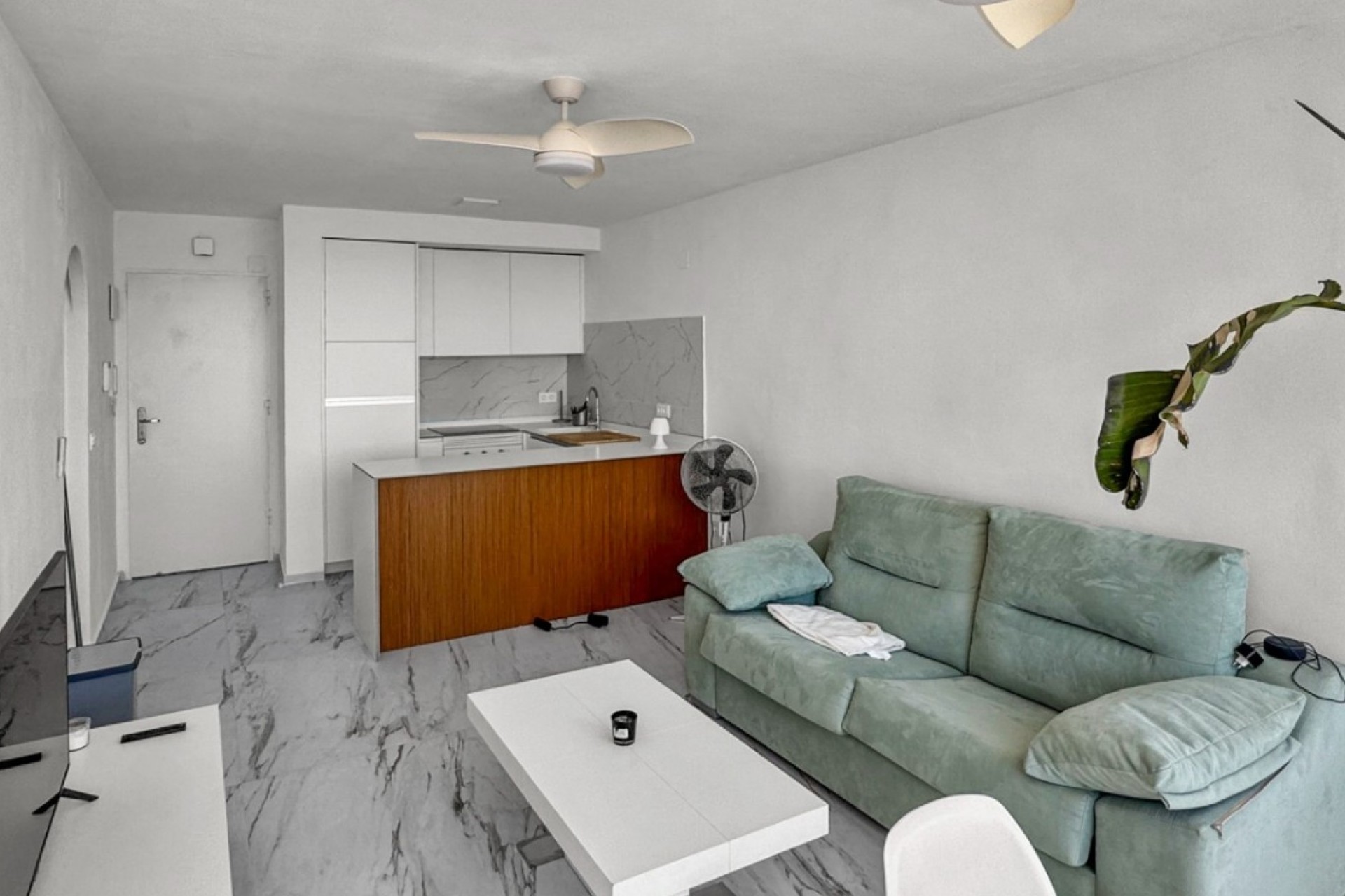 Resale - Wohnung / Appartement -
Orihuela Costa - Punta Prima
