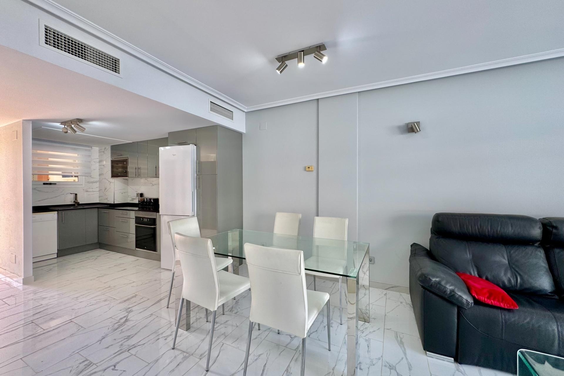 Resale - Wohnung / Appartement -
Orihuela Costa - Punta Prima