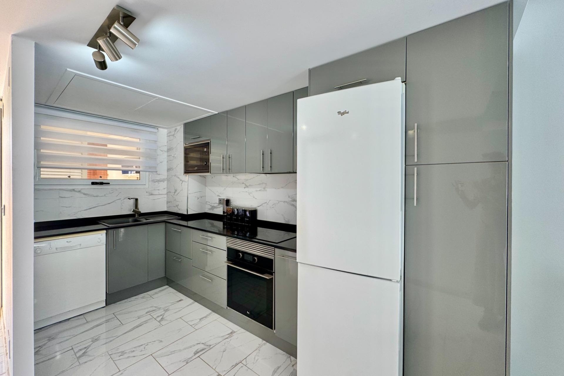 Resale - Wohnung / Appartement -
Orihuela Costa - Punta Prima