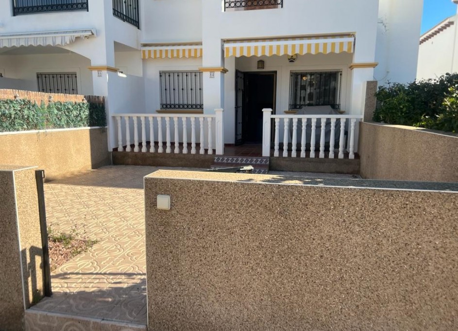Resale - Wohnung Appartement -
Orihuela Costa - Punta Prima