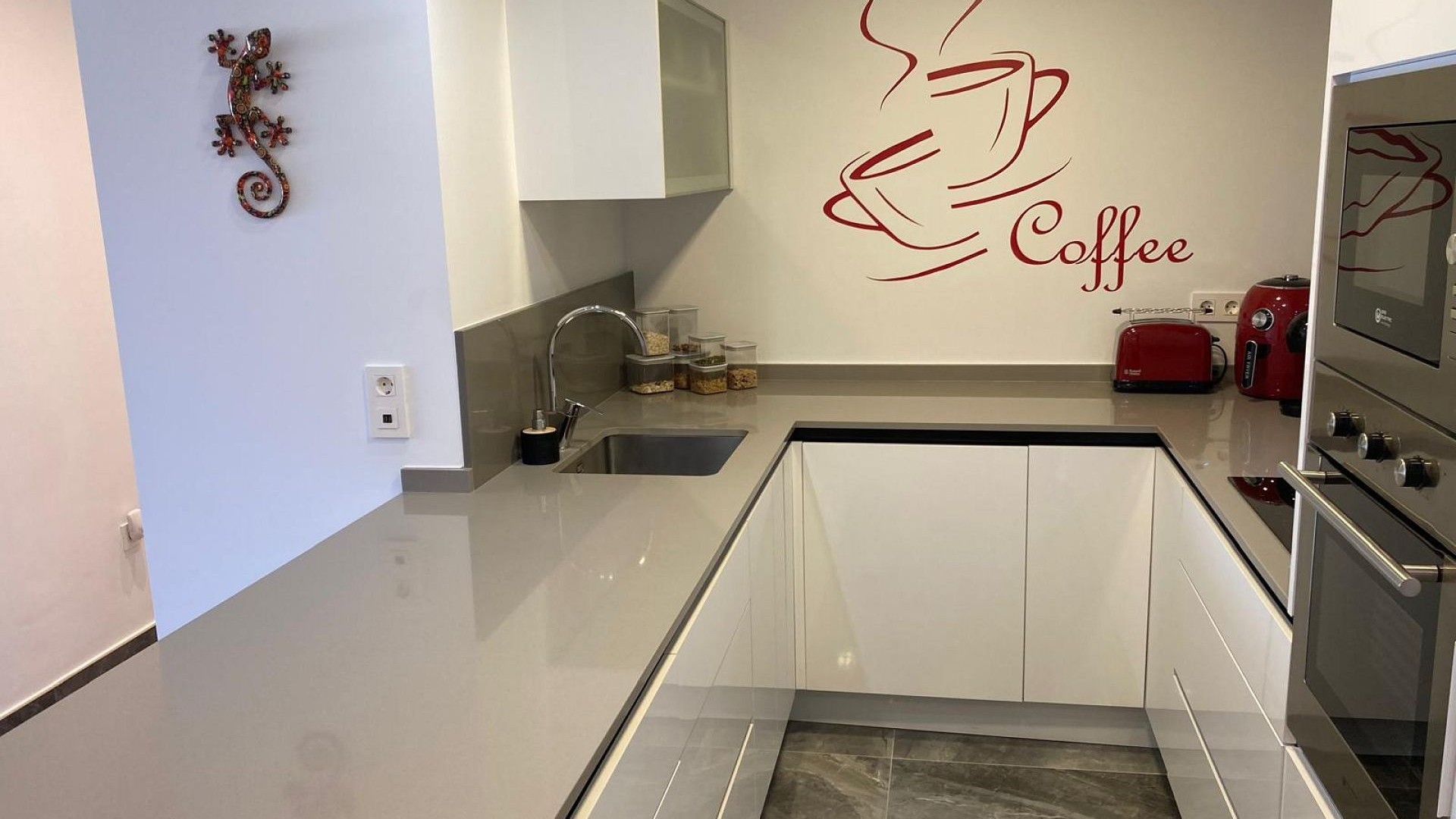 Resale - Wohnung Appartement -
Orihuela Costa