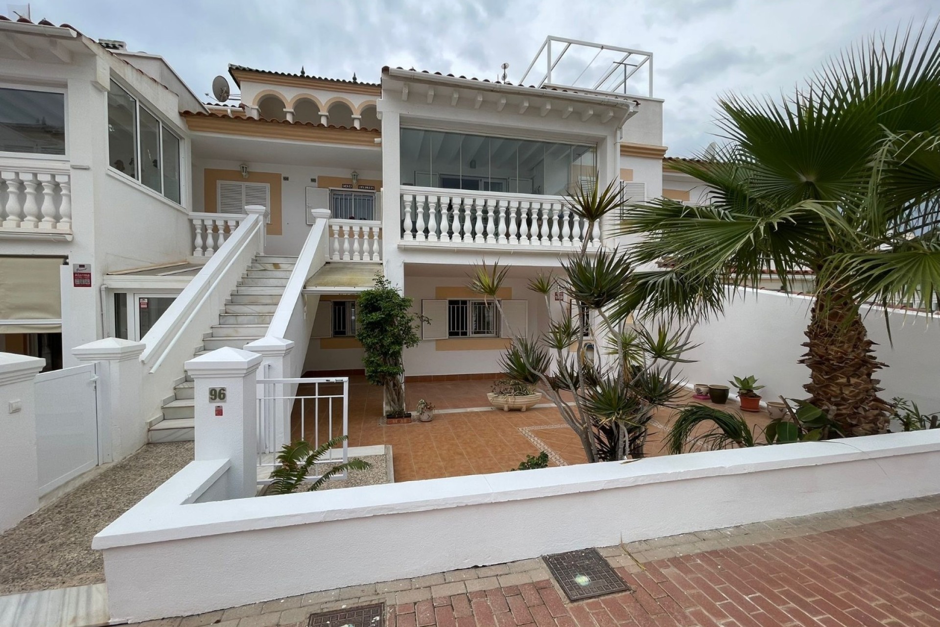Resale - Wohnung / Appartement -
Orihuela Costa