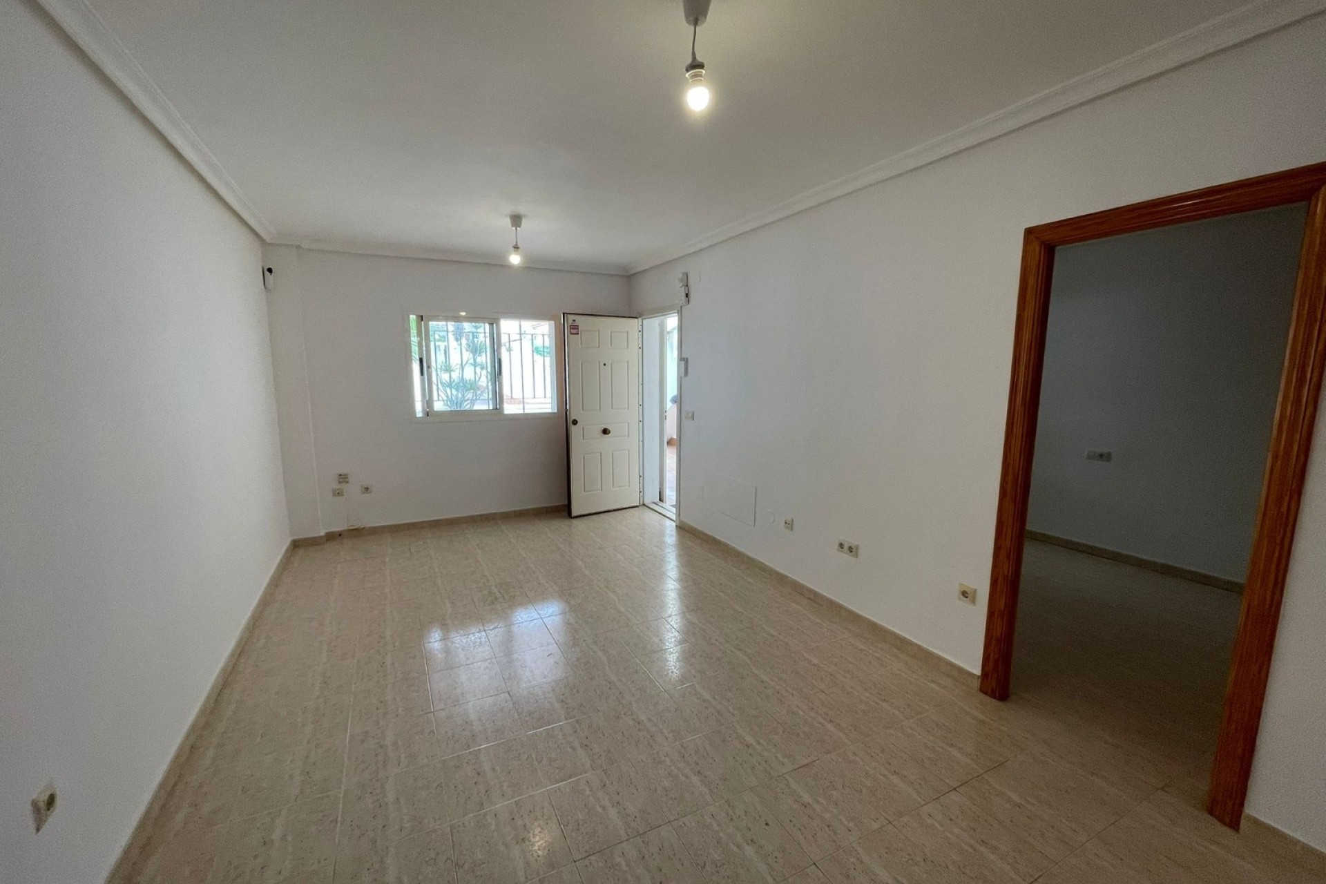 Resale - Wohnung / Appartement -
Orihuela Costa