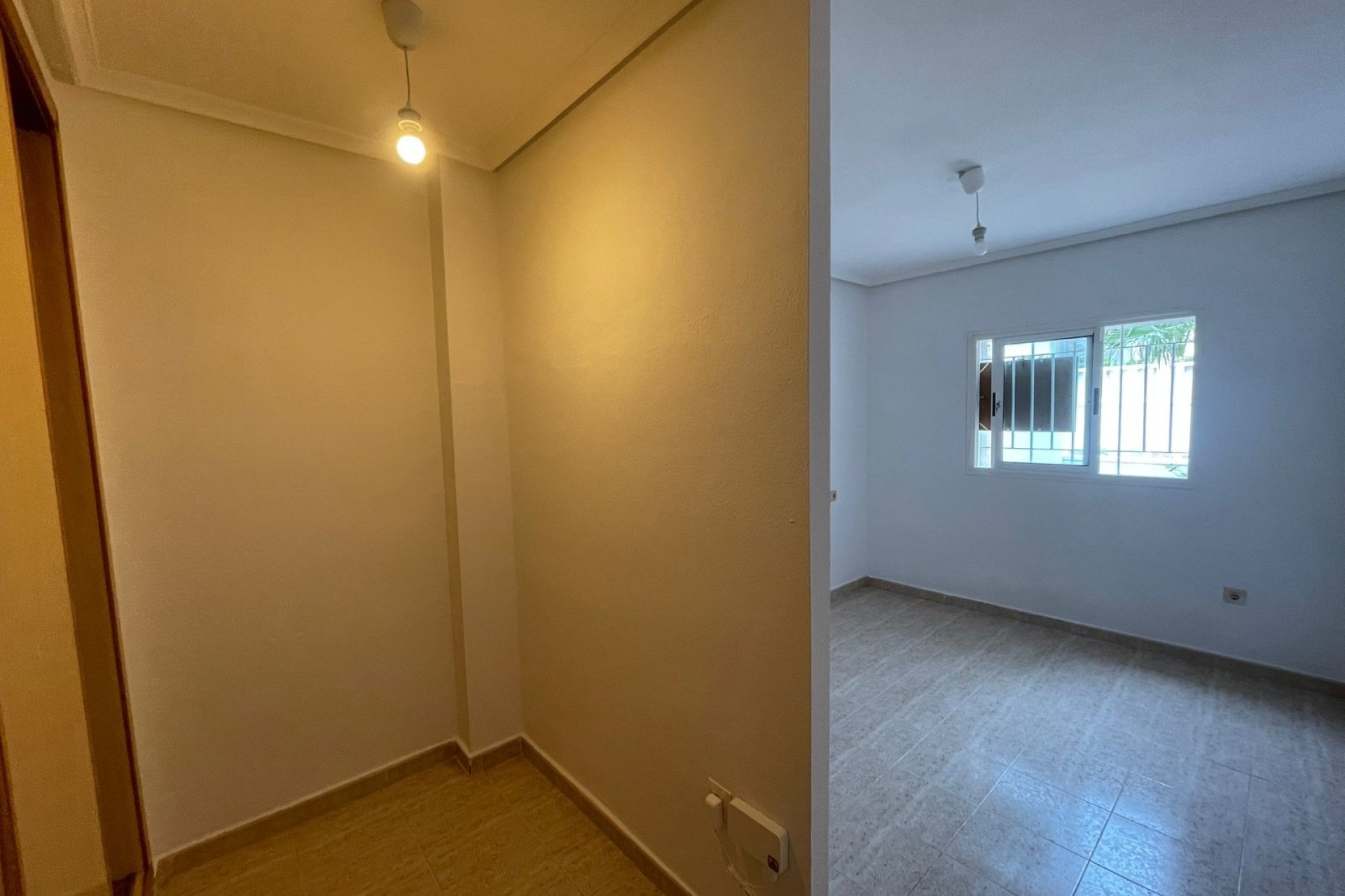 Resale - Wohnung / Appartement -
Orihuela Costa