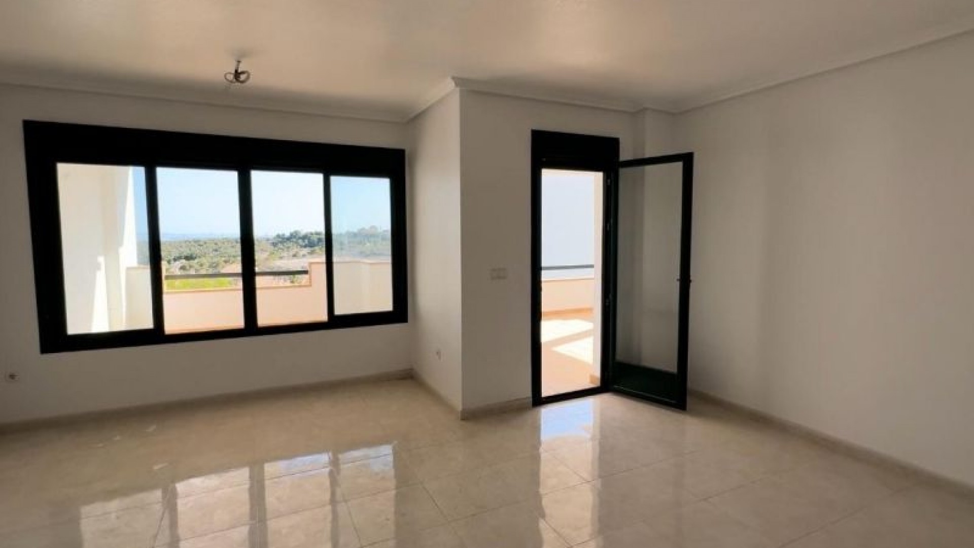 Resale - Wohnung Appartement -
Orihuela Costa