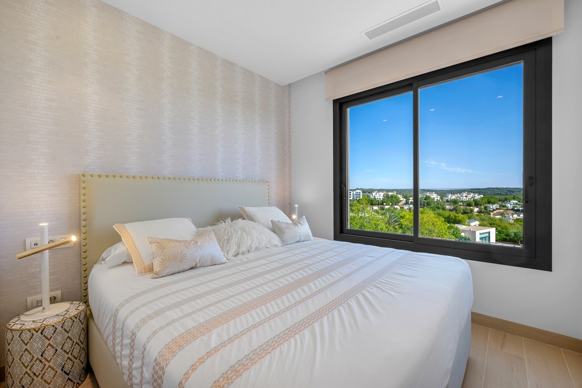 Resale - Wohnung / Appartement -
Orihuela - Inland