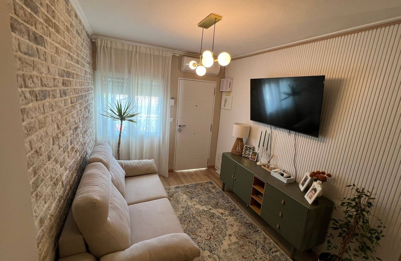 Resale - Wohnung / Appartement -
Pilar de la Horadada - La Torre de la Horadada