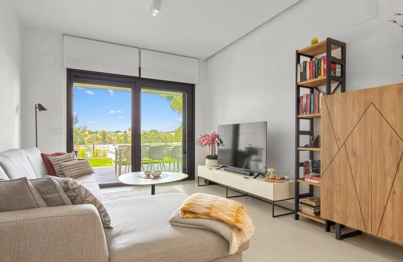 Resale - Wohnung / Appartement -
Pilar de la Horadada - Lo Romero Golf