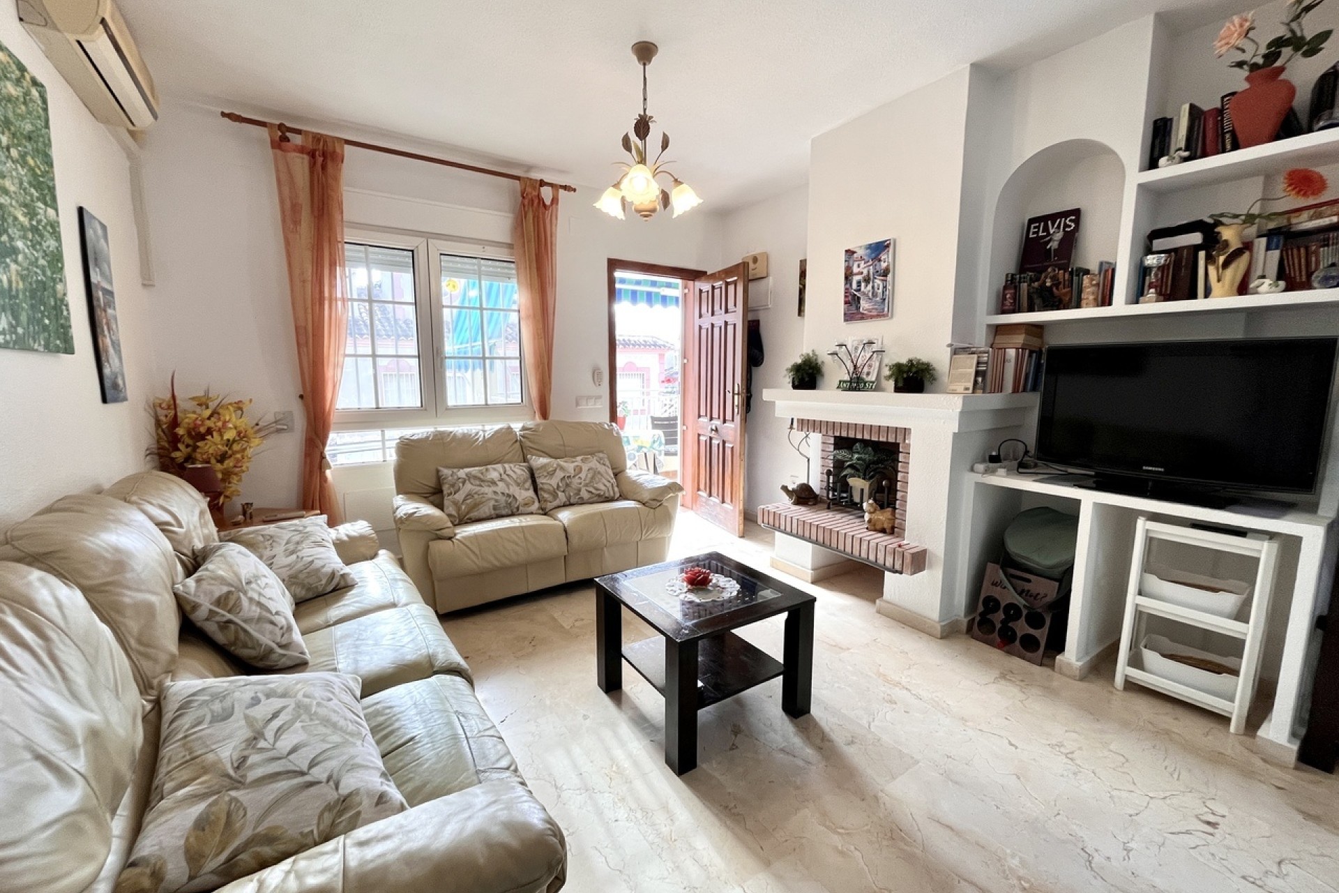 Resale - Wohnung / Appartement -
Playa Flamenca - Costa Blanca