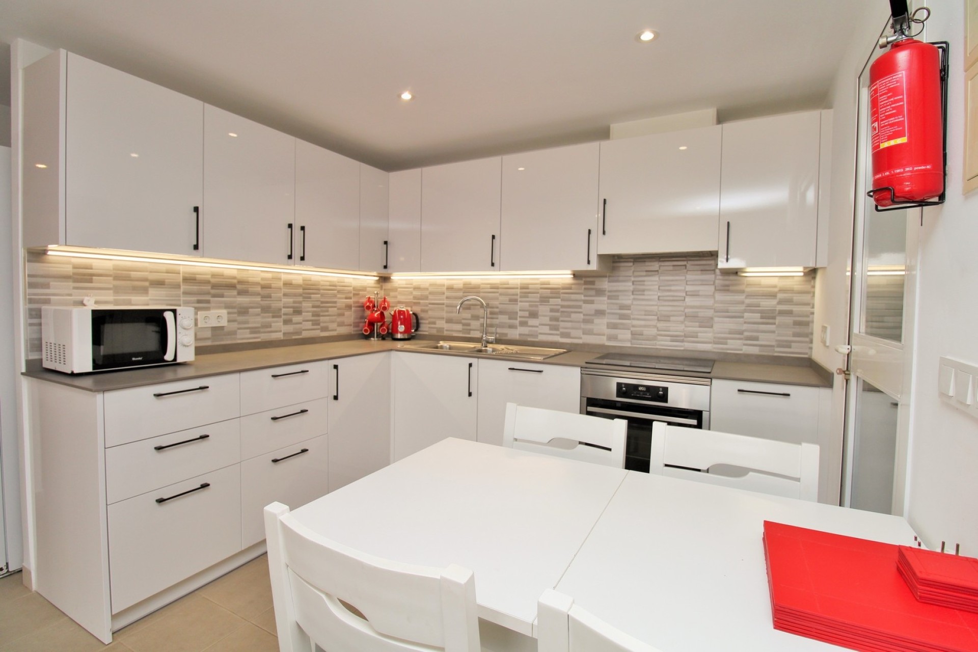 Resale - Wohnung / Appartement -
Playa Flamenca