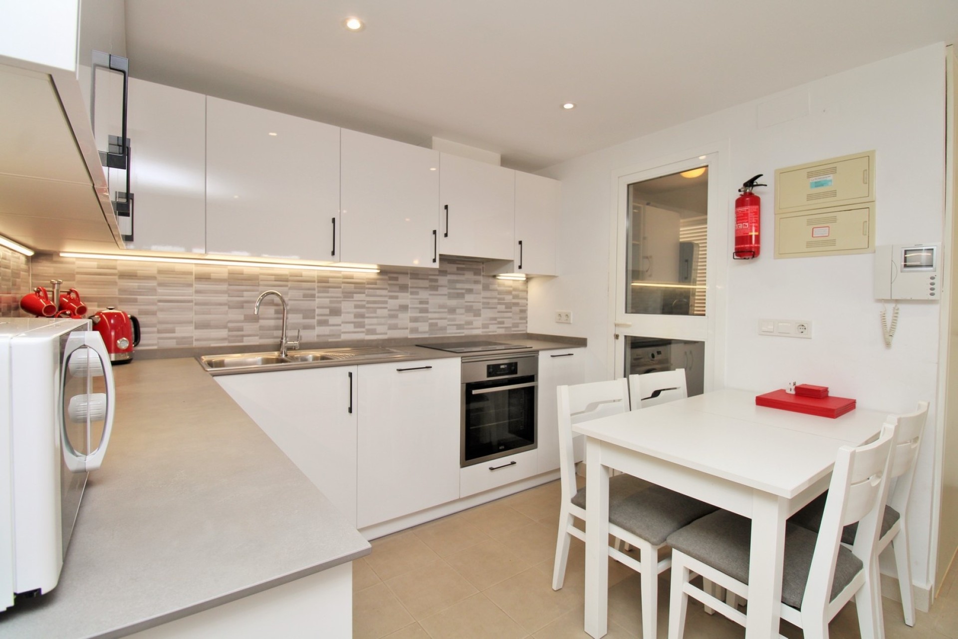Resale - Wohnung / Appartement -
Playa Flamenca