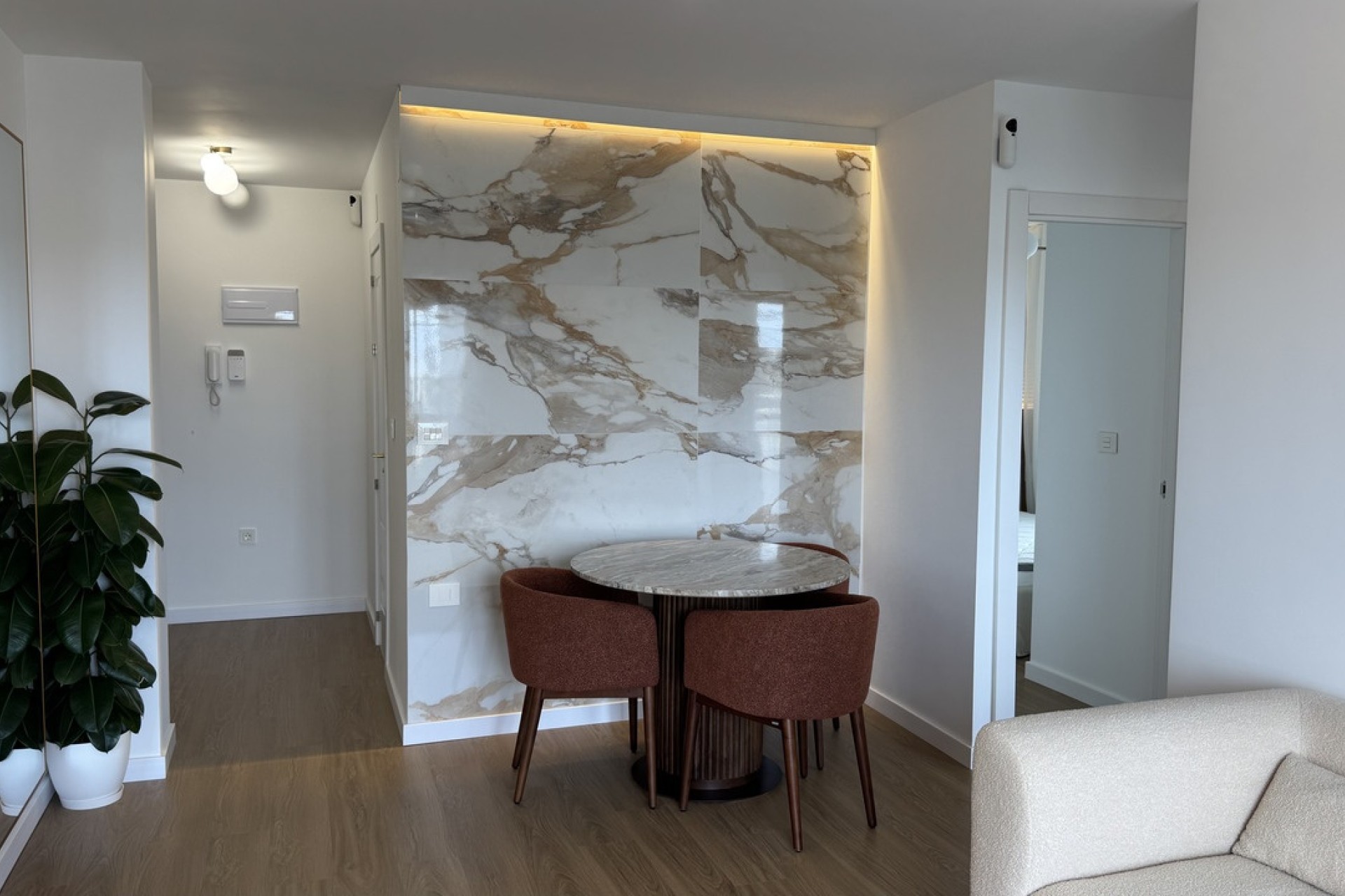 Resale - Wohnung / Appartement -
Punta Prima - Costa Blanca