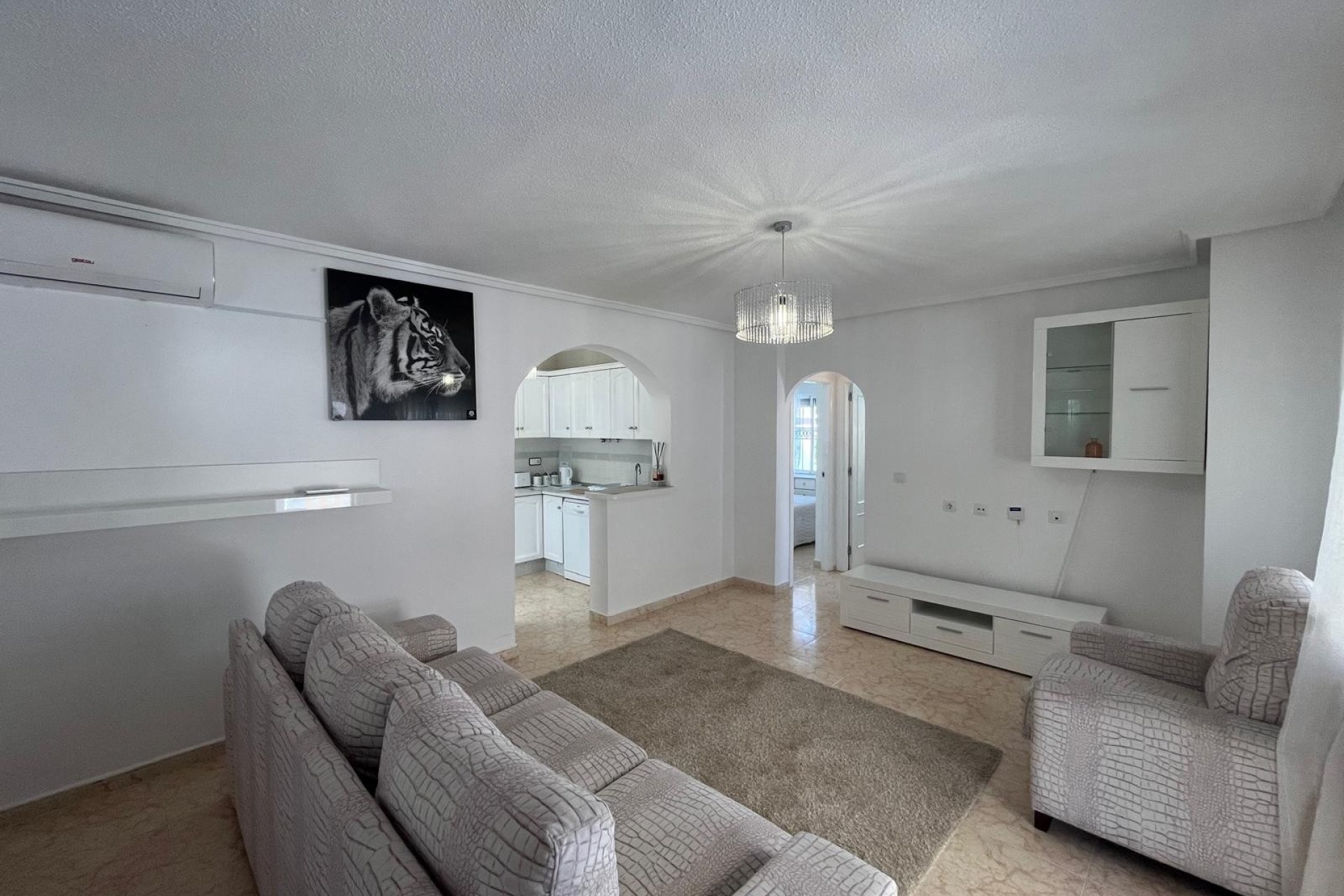 Resale - Wohnung / Appartement -
Punta Prima - Serena
