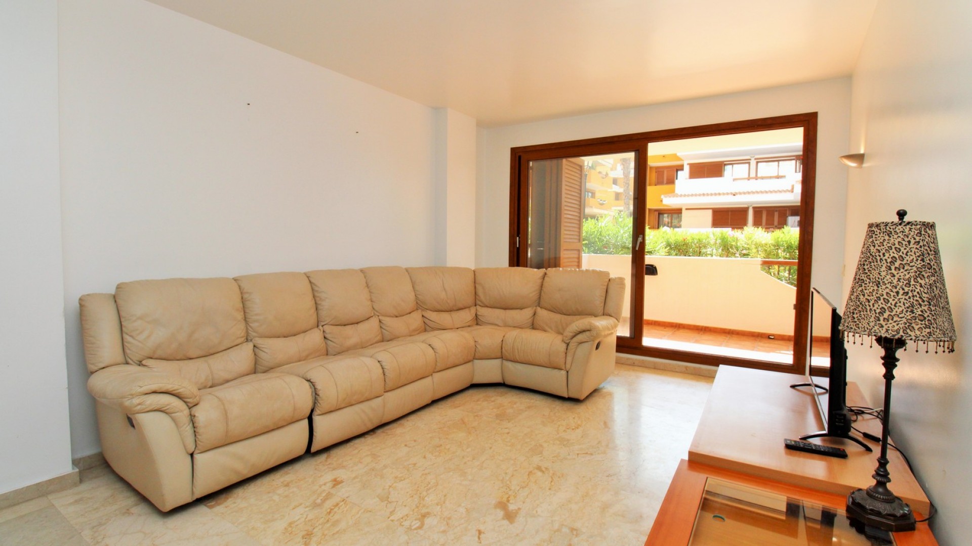 Resale - Wohnung Appartement -
Punta Prima
