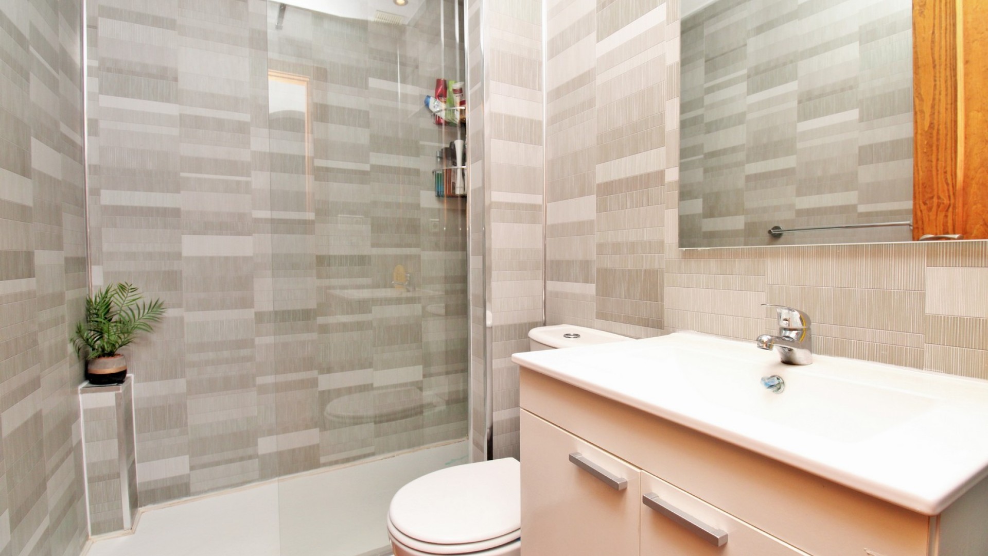 Resale - Wohnung Appartement -
Punta Prima