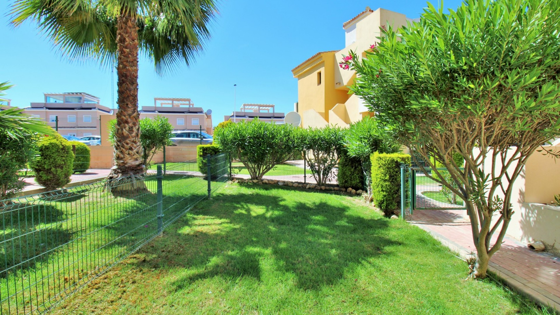 Resale - Wohnung Appartement -
Punta Prima