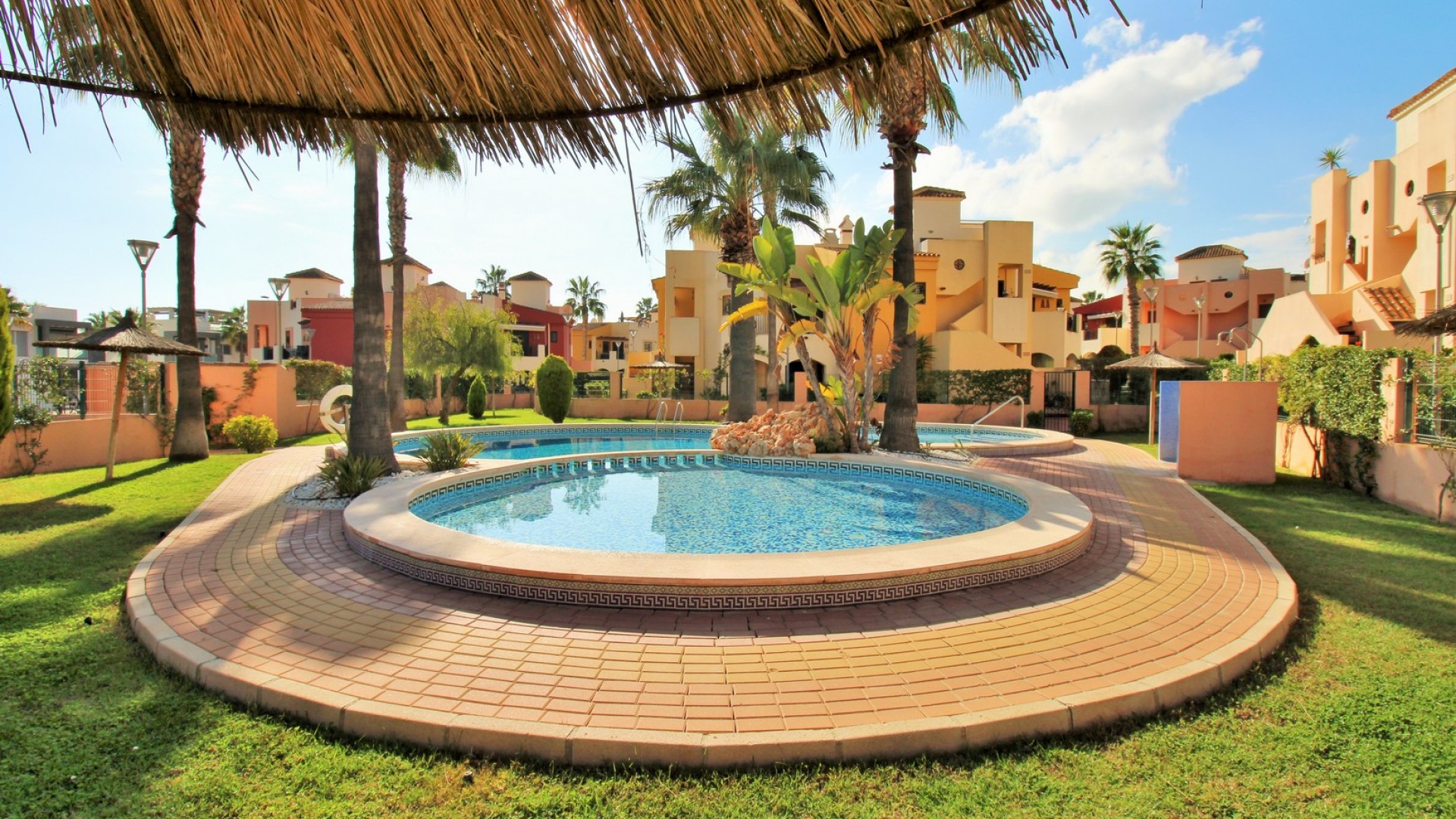 Resale - Wohnung Appartement -
Punta Prima