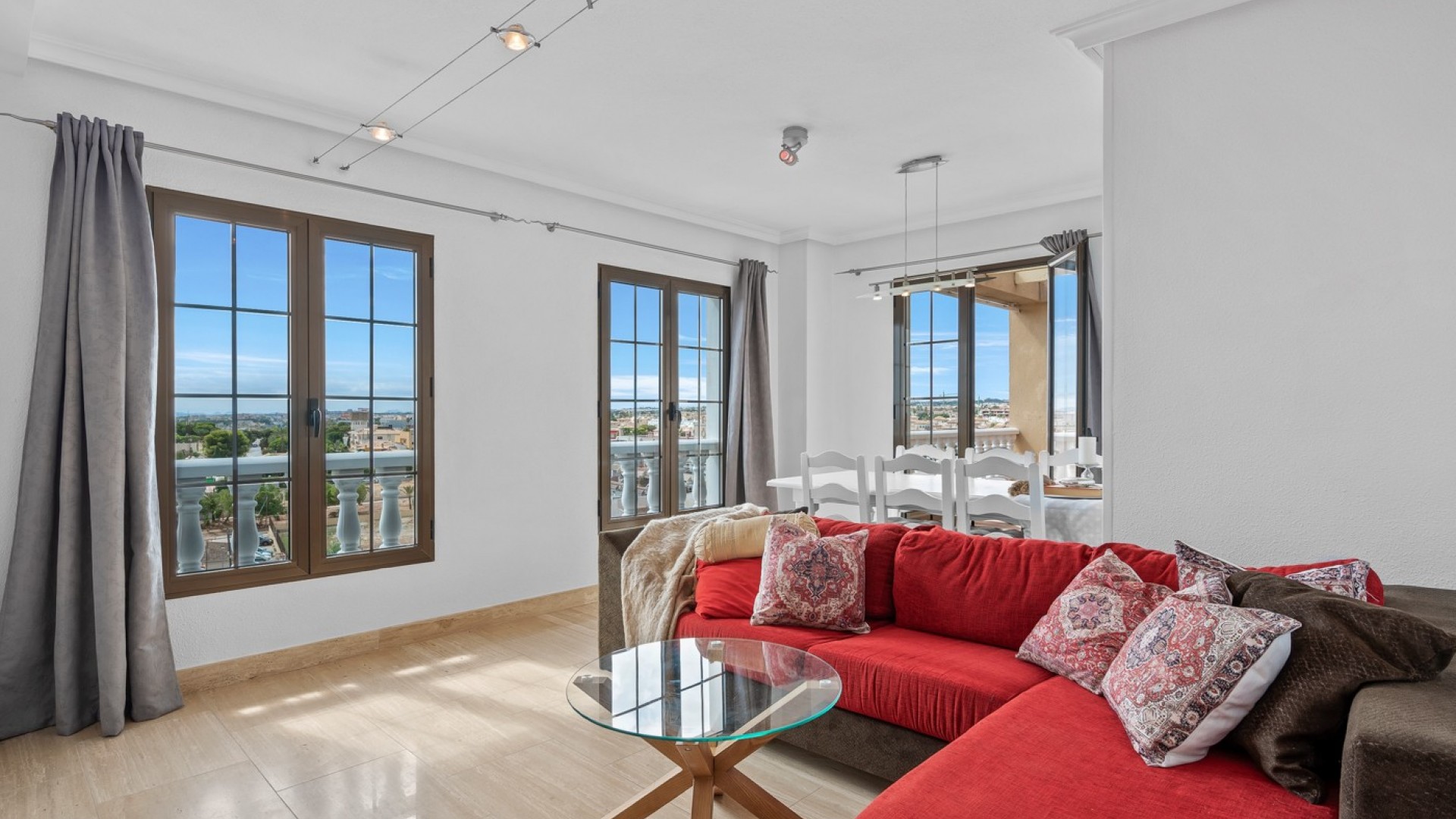 Resale - Wohnung Appartement -
Punta Prima