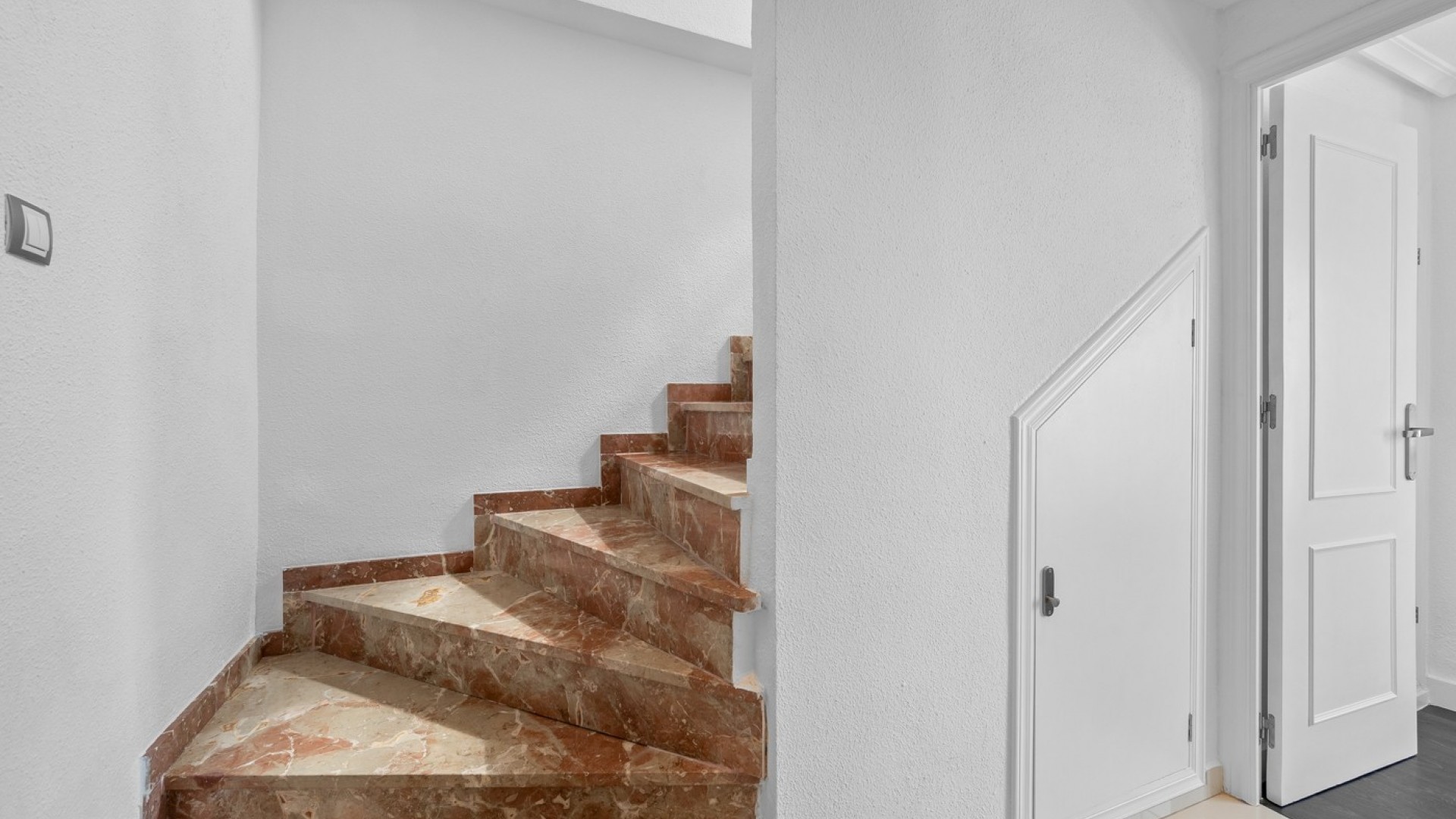 Resale - Wohnung Appartement -
Punta Prima