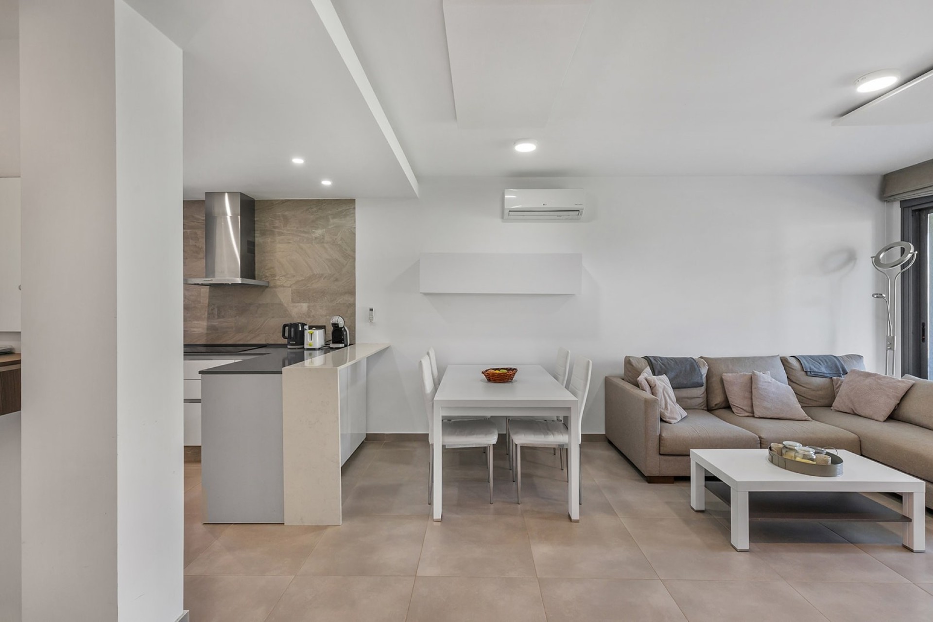 Resale - Wohnung / Appartement -
Punta Prima