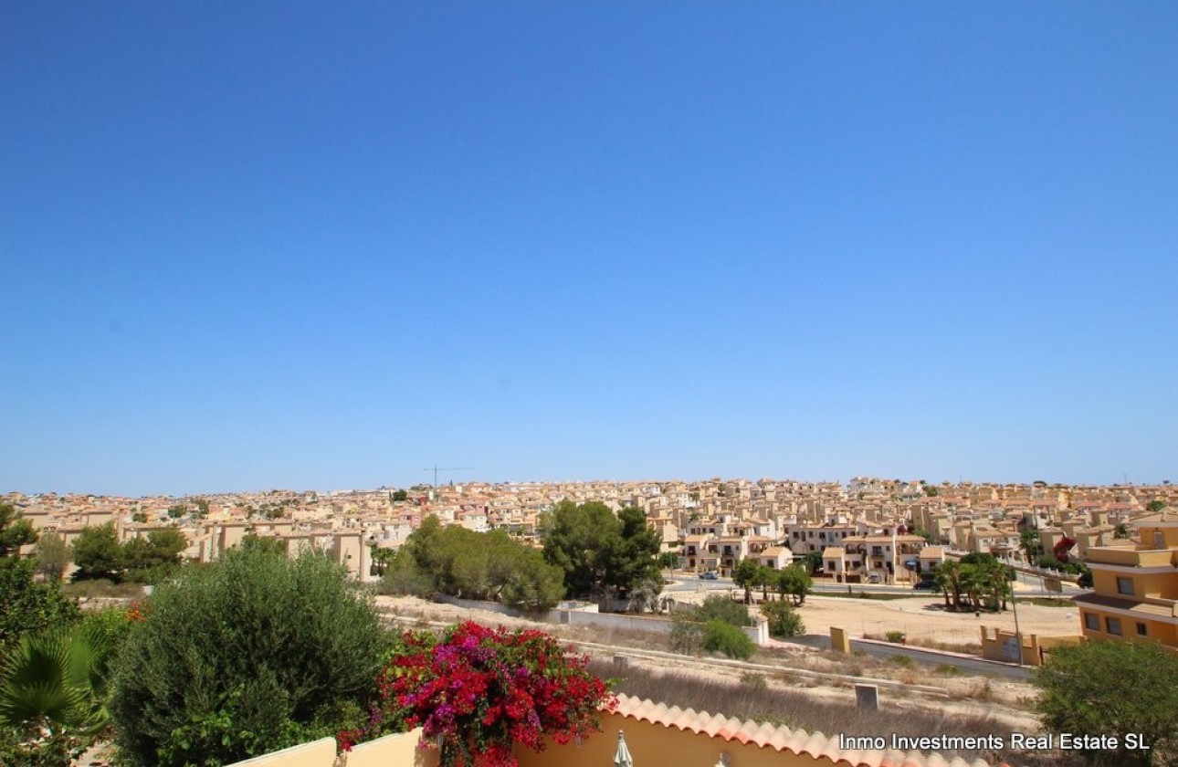 Resale - Wohnung / Appartement -
Punta Prima