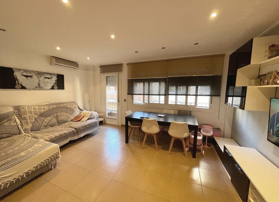 Resale - Wohnung Appartement -
Rojales