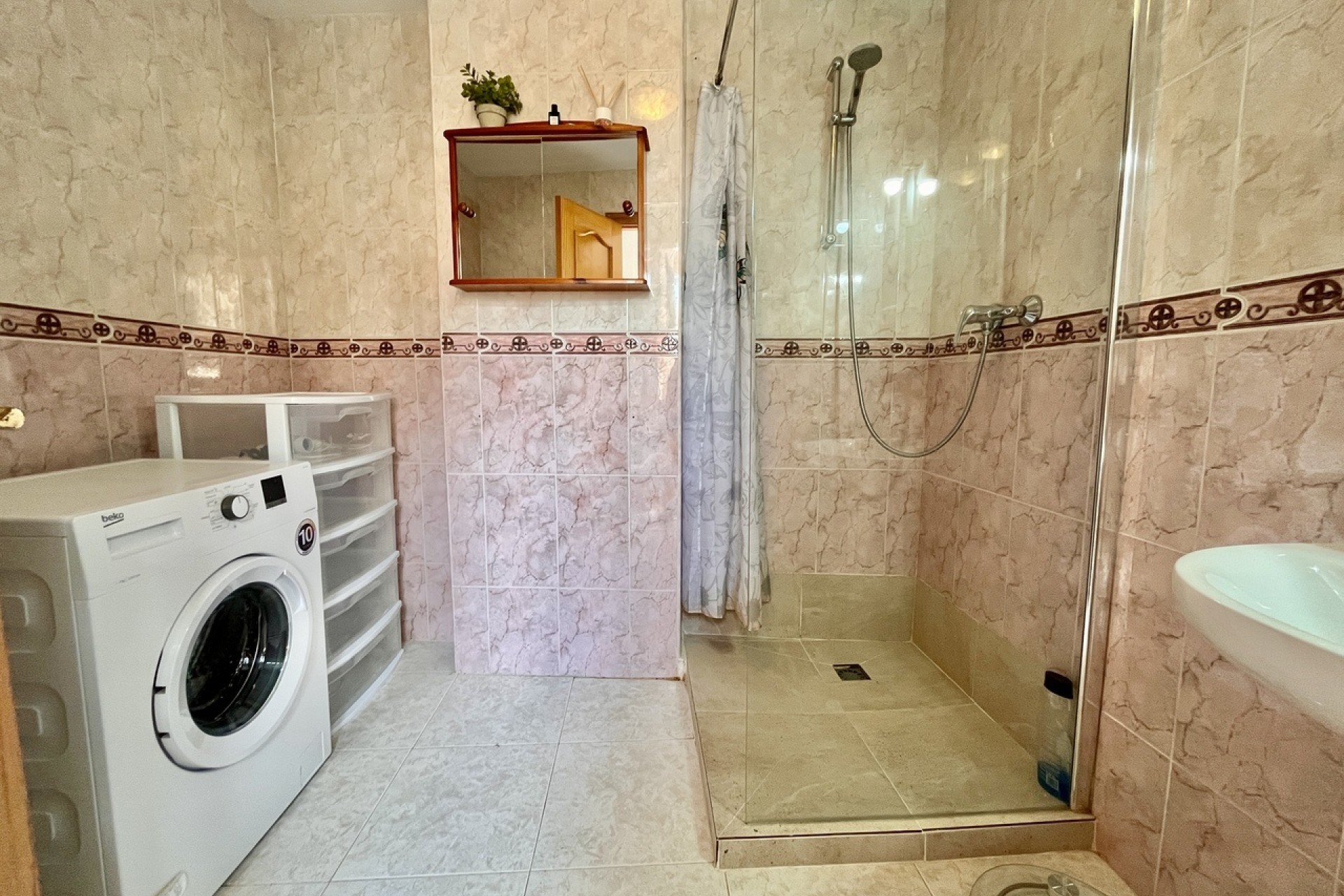 Resale - Wohnung / Appartement -
San Miguel de Salinas - Inland